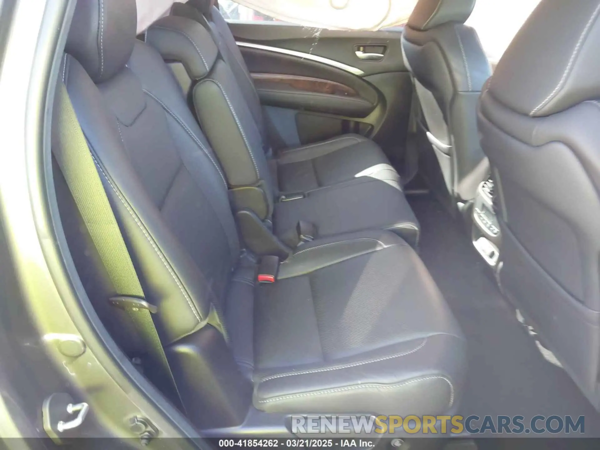 8 fotografías del automóvil dañado 5J8YD3H58KL011856 ACURA MDX 2019