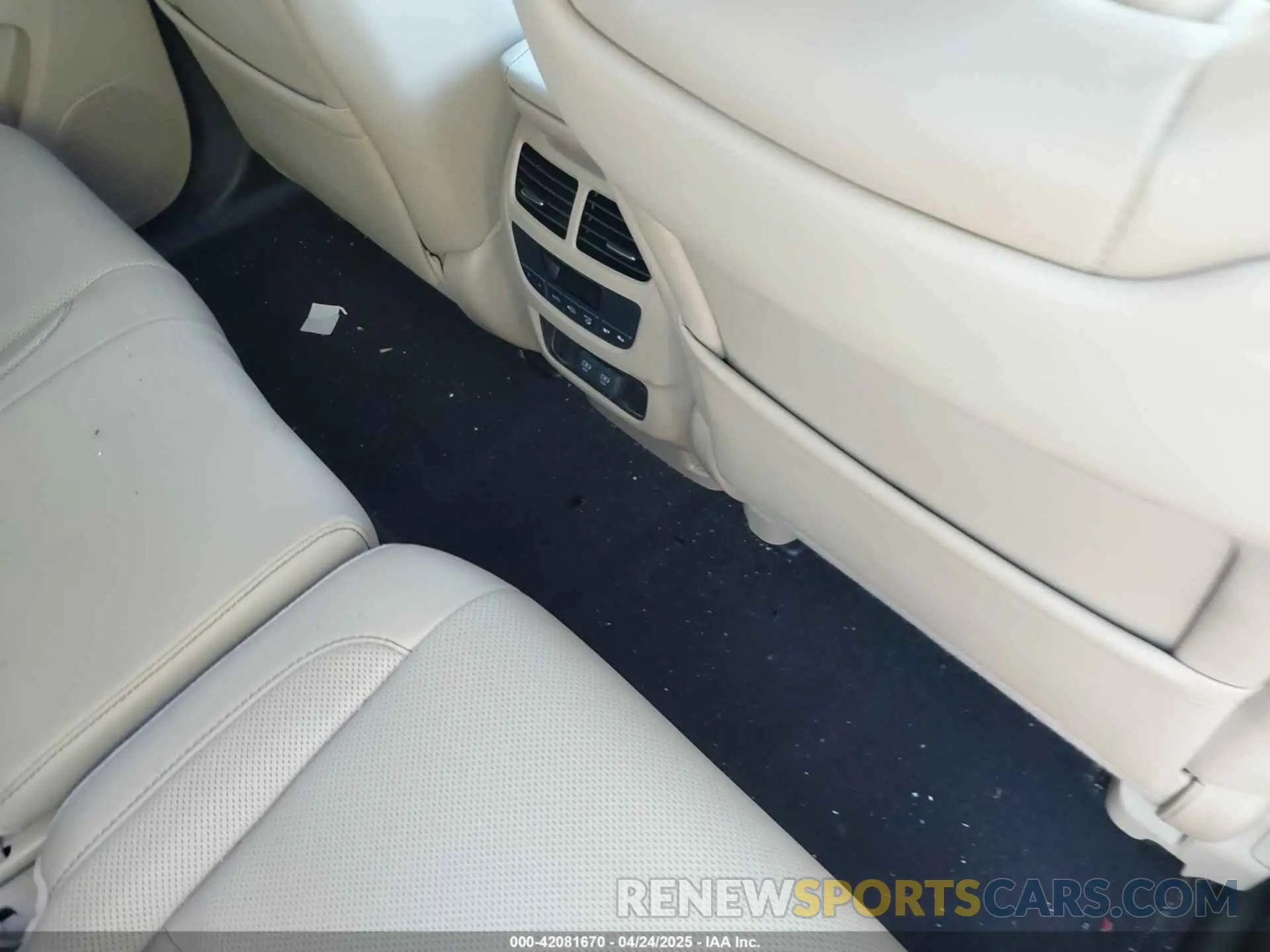 8 fotografías del automóvil dañado 5J8YD3H58KL012747 ACURA MDX 2019