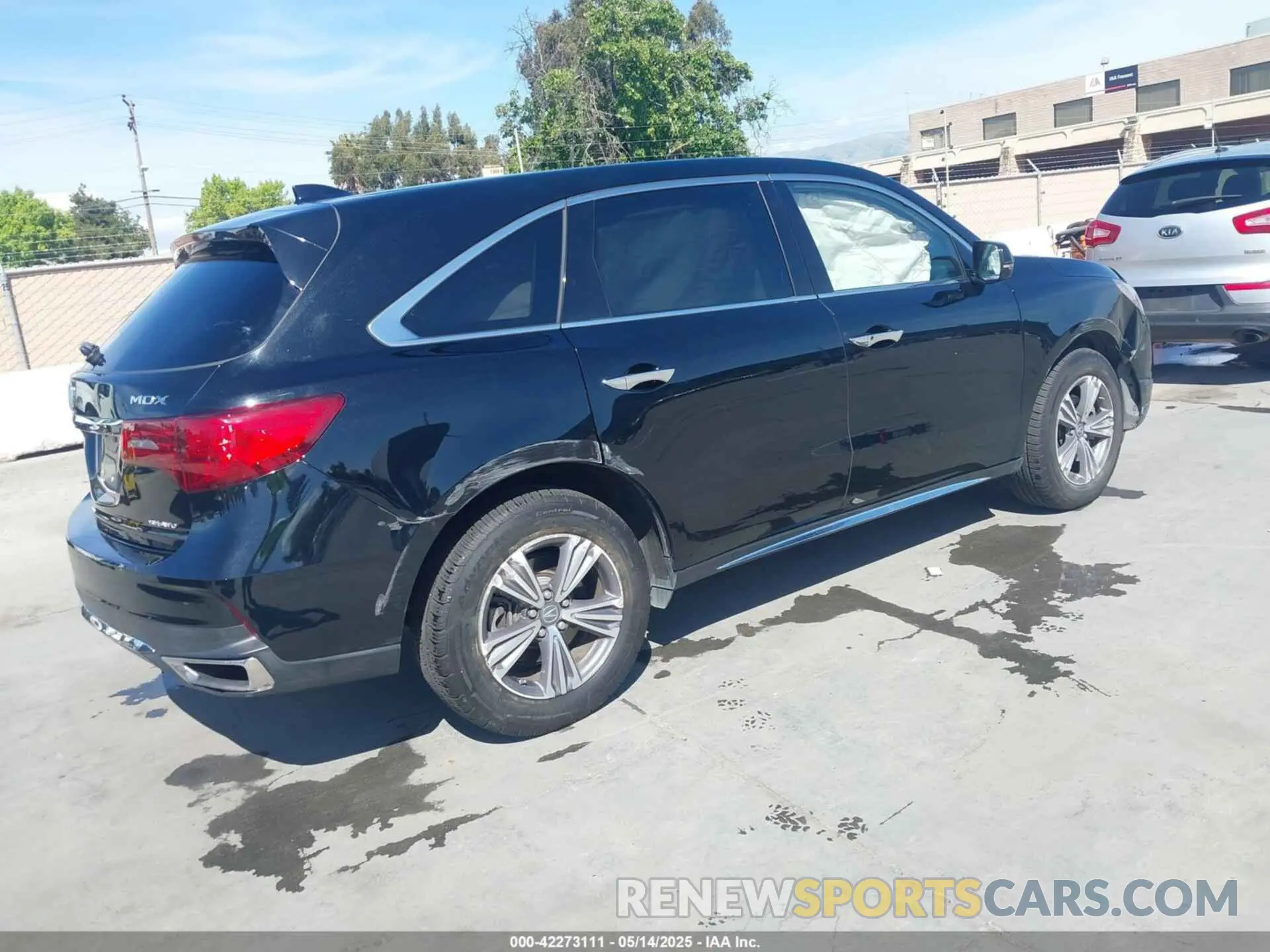 4 fotografías del automóvil dañado 5J8YD4H38KL001980 ACURA MDX 2019