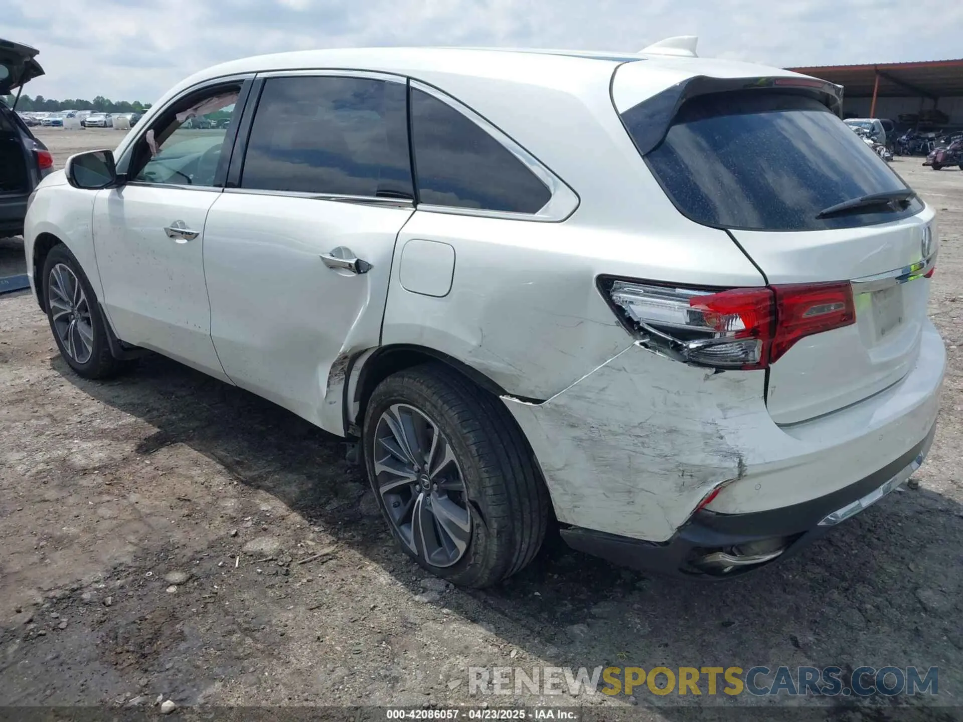 3 fotografías del automóvil dañado 5J8YD4H55KL000447 ACURA MDX 2019
