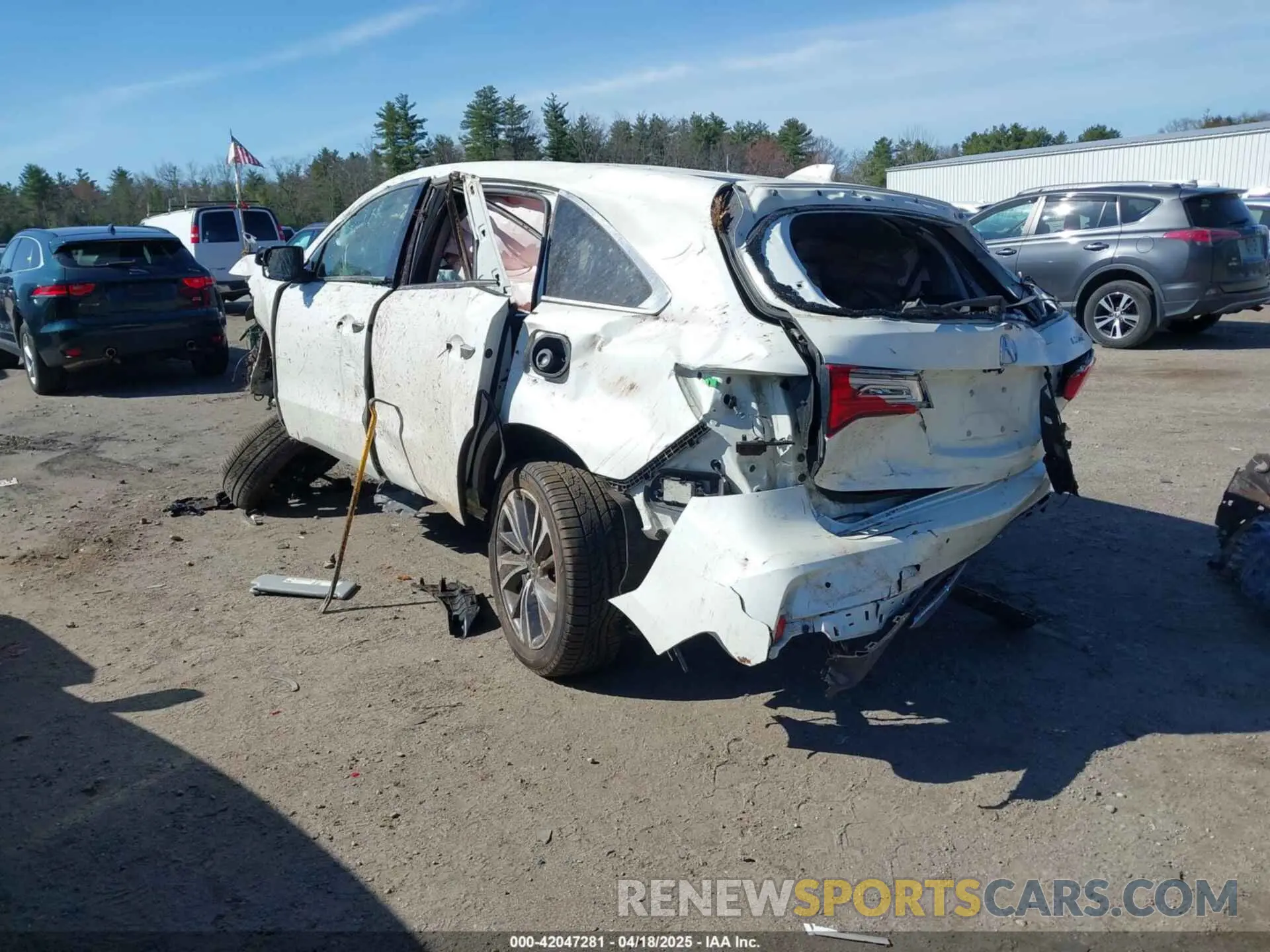 3 fotografías del automóvil dañado 5J8YD4H58KL020708 ACURA MDX 2019