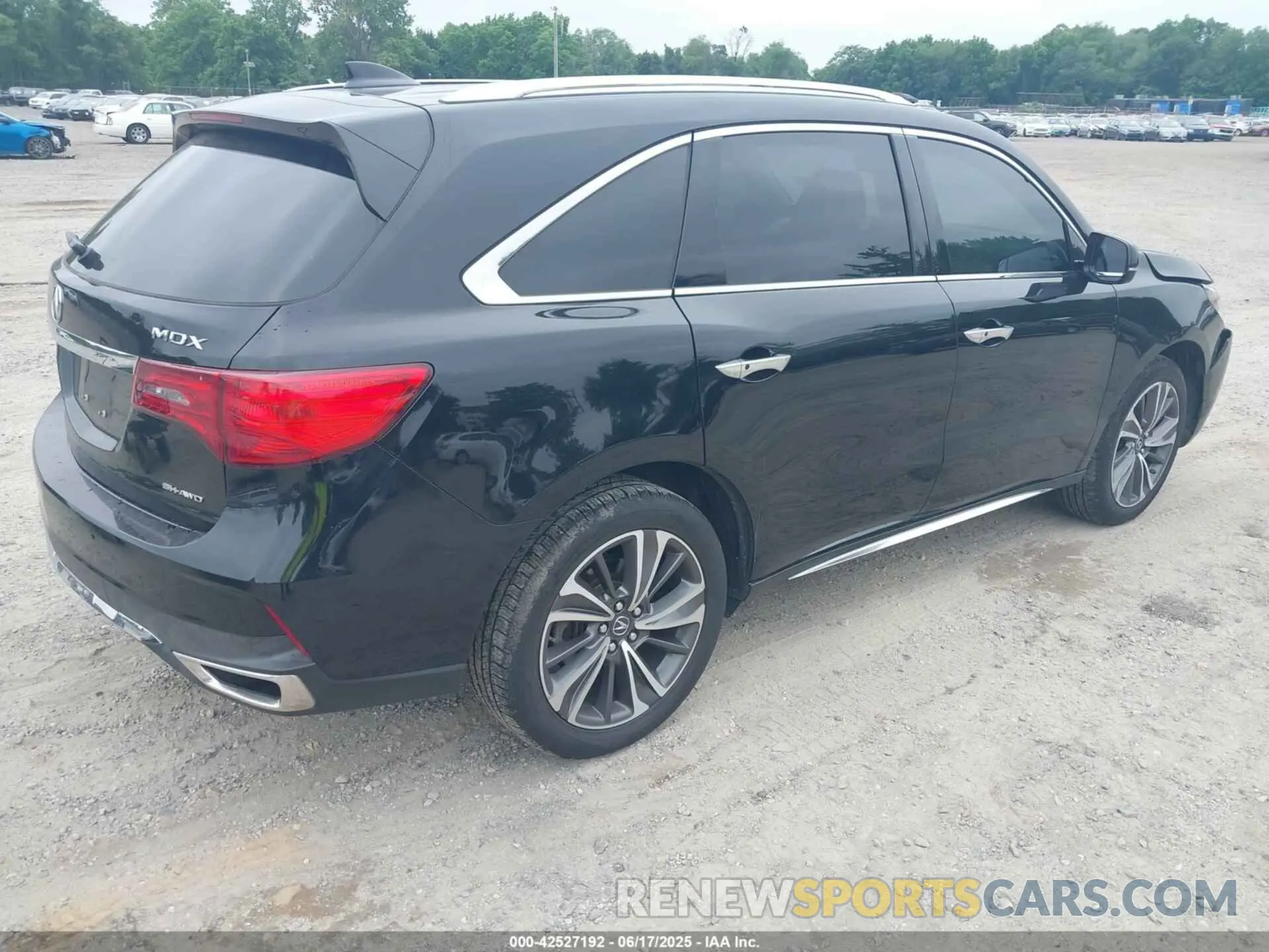 4 fotografías del automóvil dañado 5J8YD4H58KL032678 ACURA MDX 2019