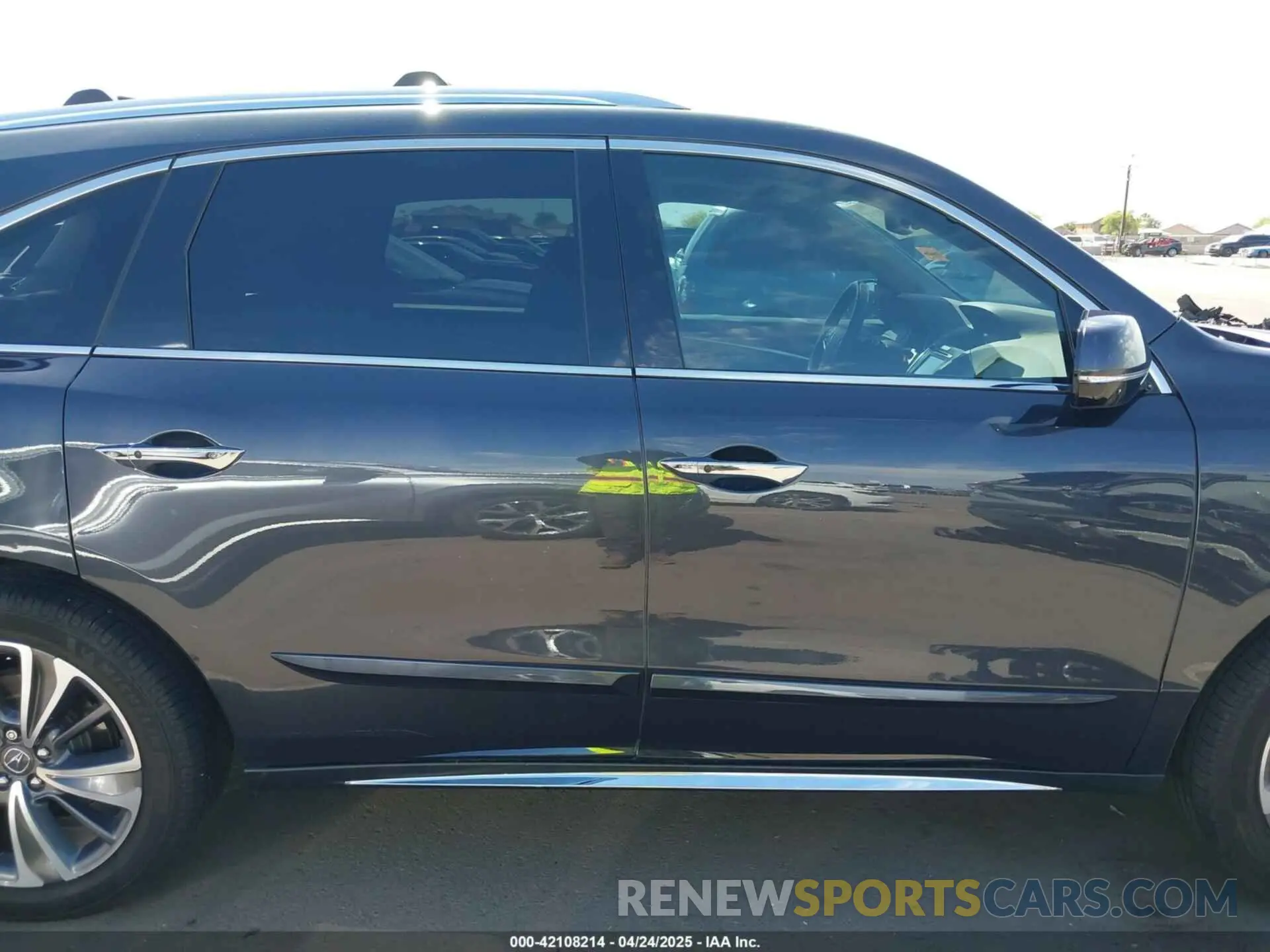 13 fotografías del automóvil dañado 5J8YD4H5XKL029023 ACURA MDX 2019