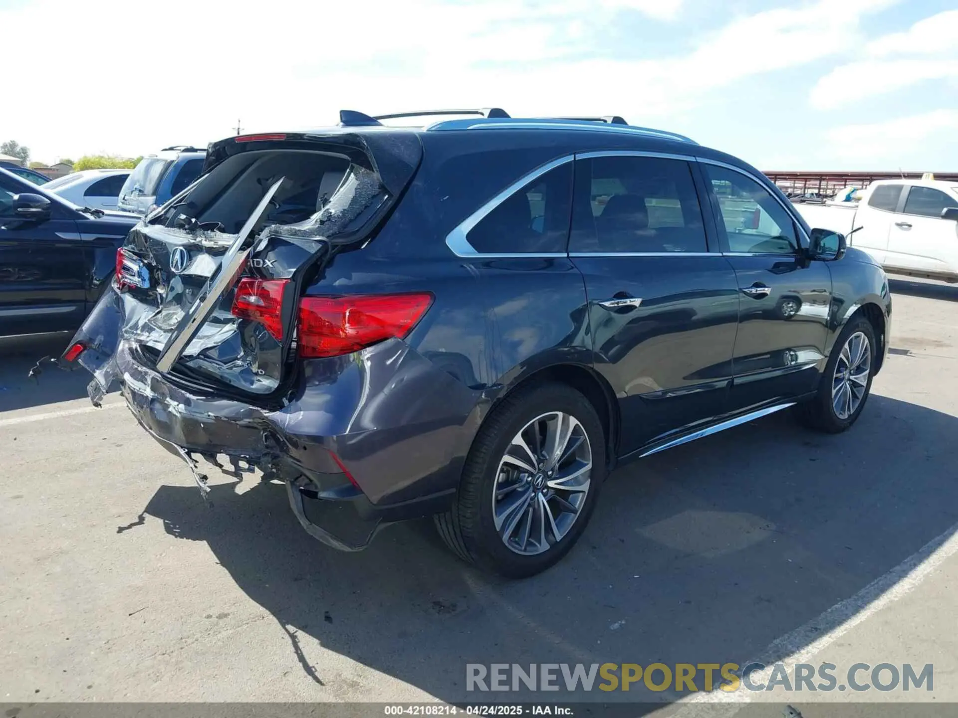 4 fotografías del automóvil dañado 5J8YD4H5XKL029023 ACURA MDX 2019