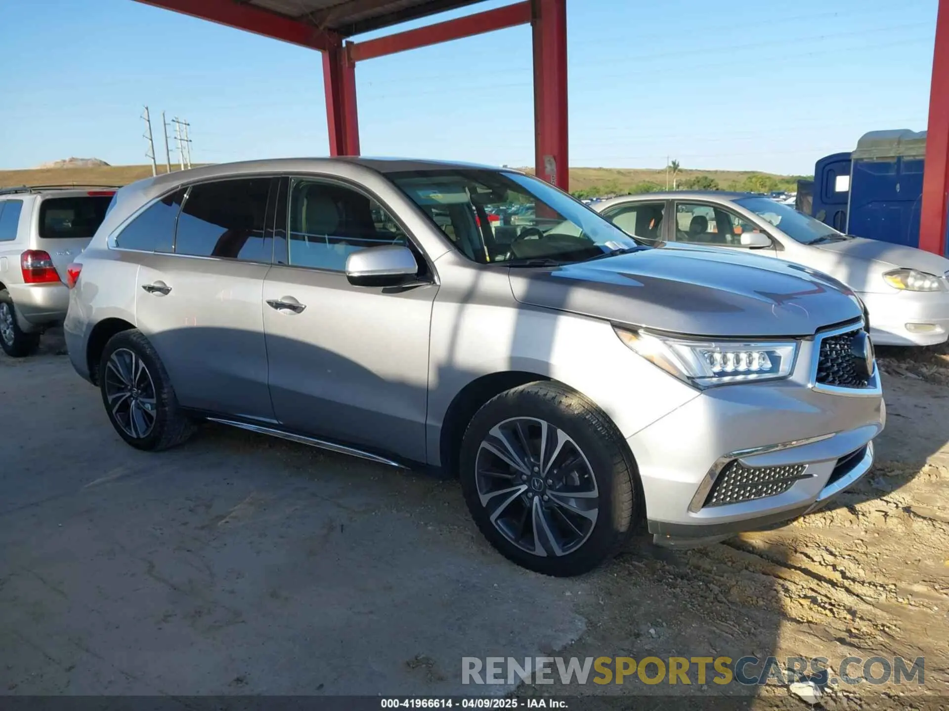 13 fotografías del automóvil dañado 5J8YD3H50LL005535 ACURA MDX 2020