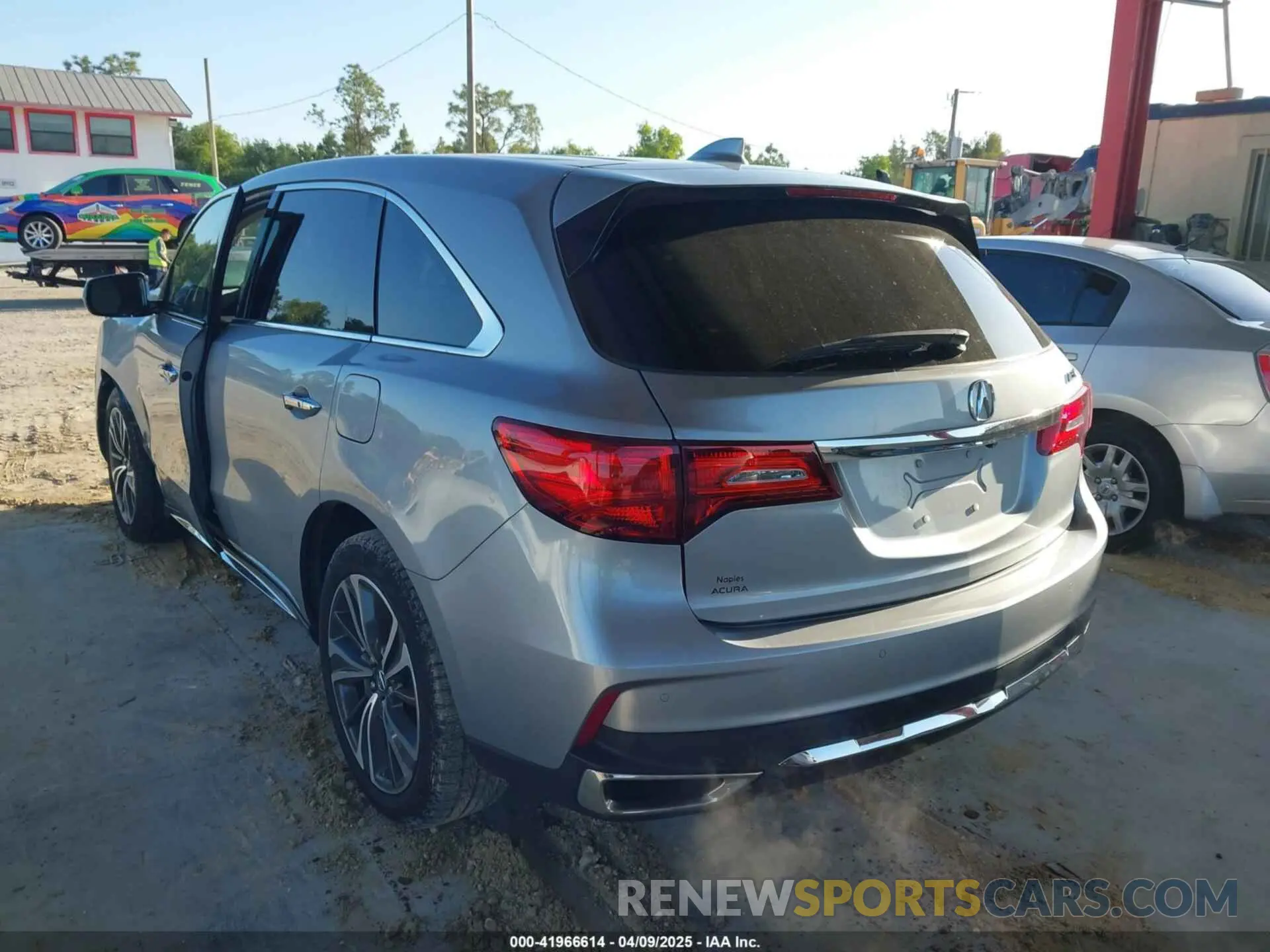3 fotografías del automóvil dañado 5J8YD3H50LL005535 ACURA MDX 2020