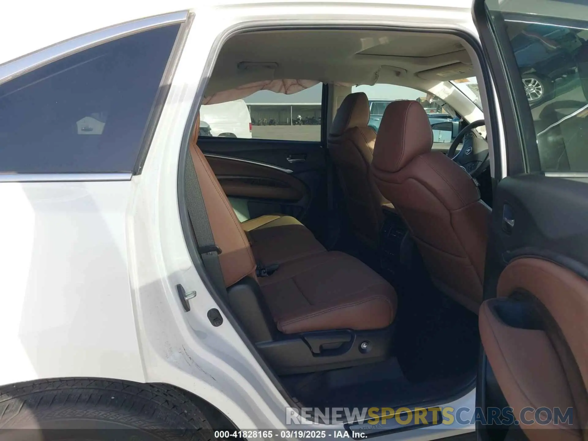 8 fotografías del automóvil dañado 5J8YD3H56LL008570 ACURA MDX 2020
