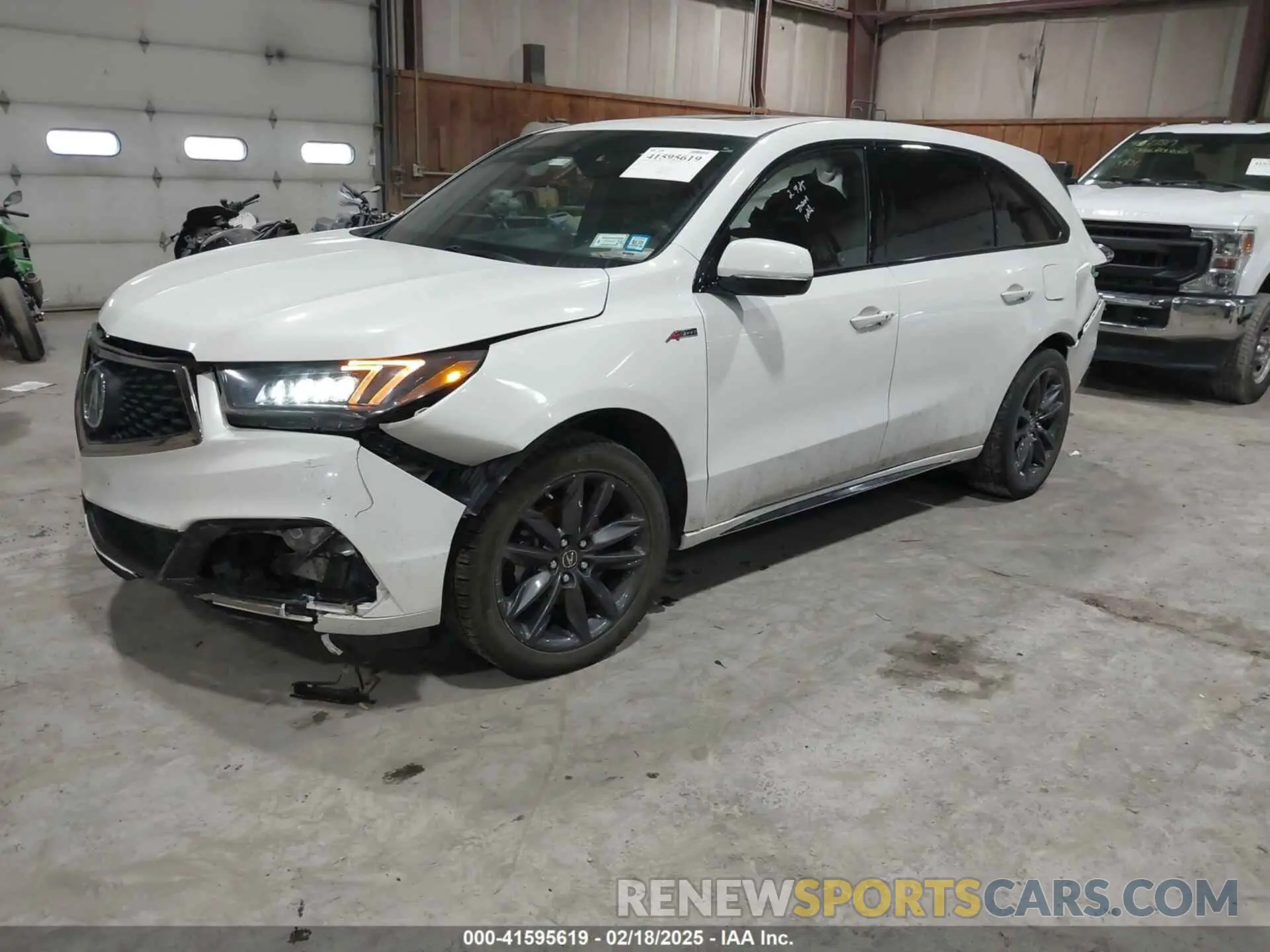 2 fotografías del automóvil dañado 5J8YD4H06LL018347 ACURA MDX 2020