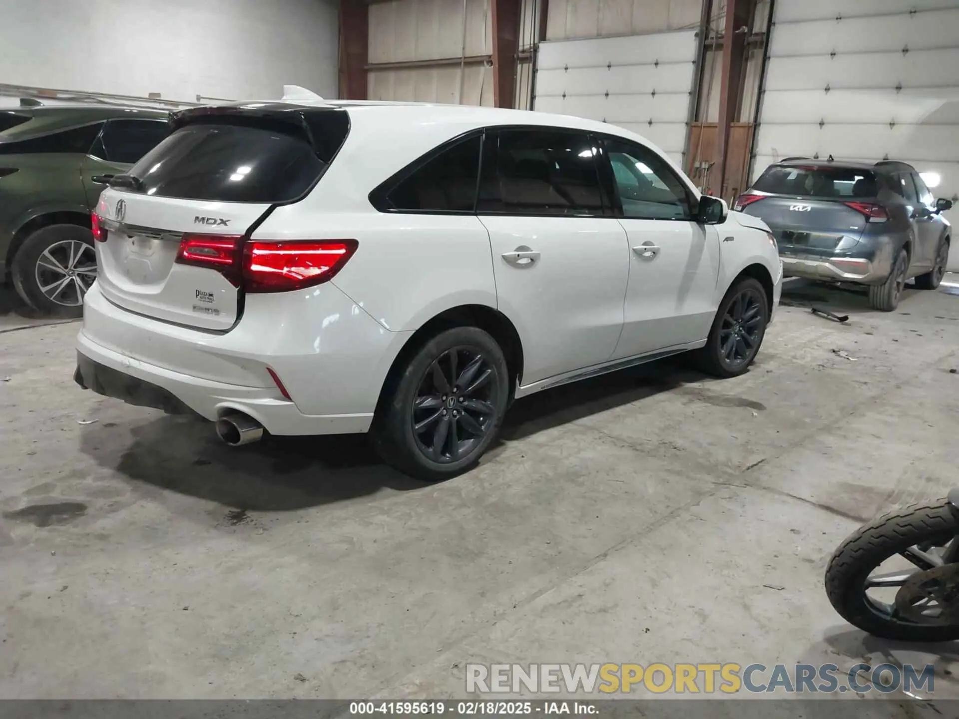 4 fotografías del automóvil dañado 5J8YD4H06LL018347 ACURA MDX 2020