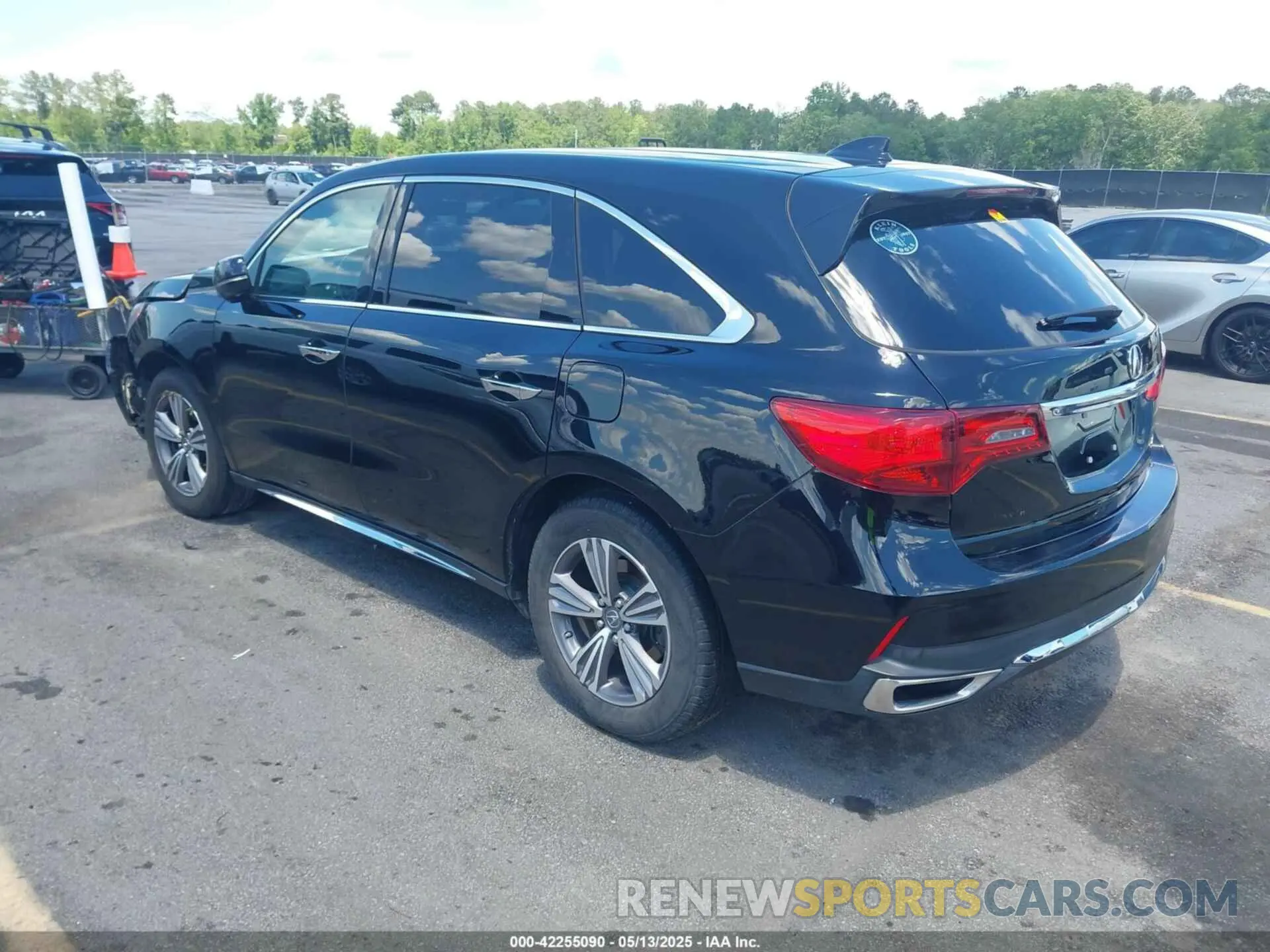 3 fotografías del automóvil dañado 5J8YD4H37LL004130 ACURA MDX 2020