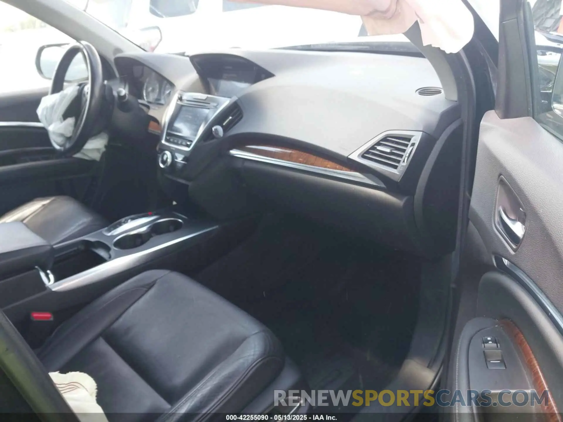 5 fotografías del automóvil dañado 5J8YD4H37LL004130 ACURA MDX 2020