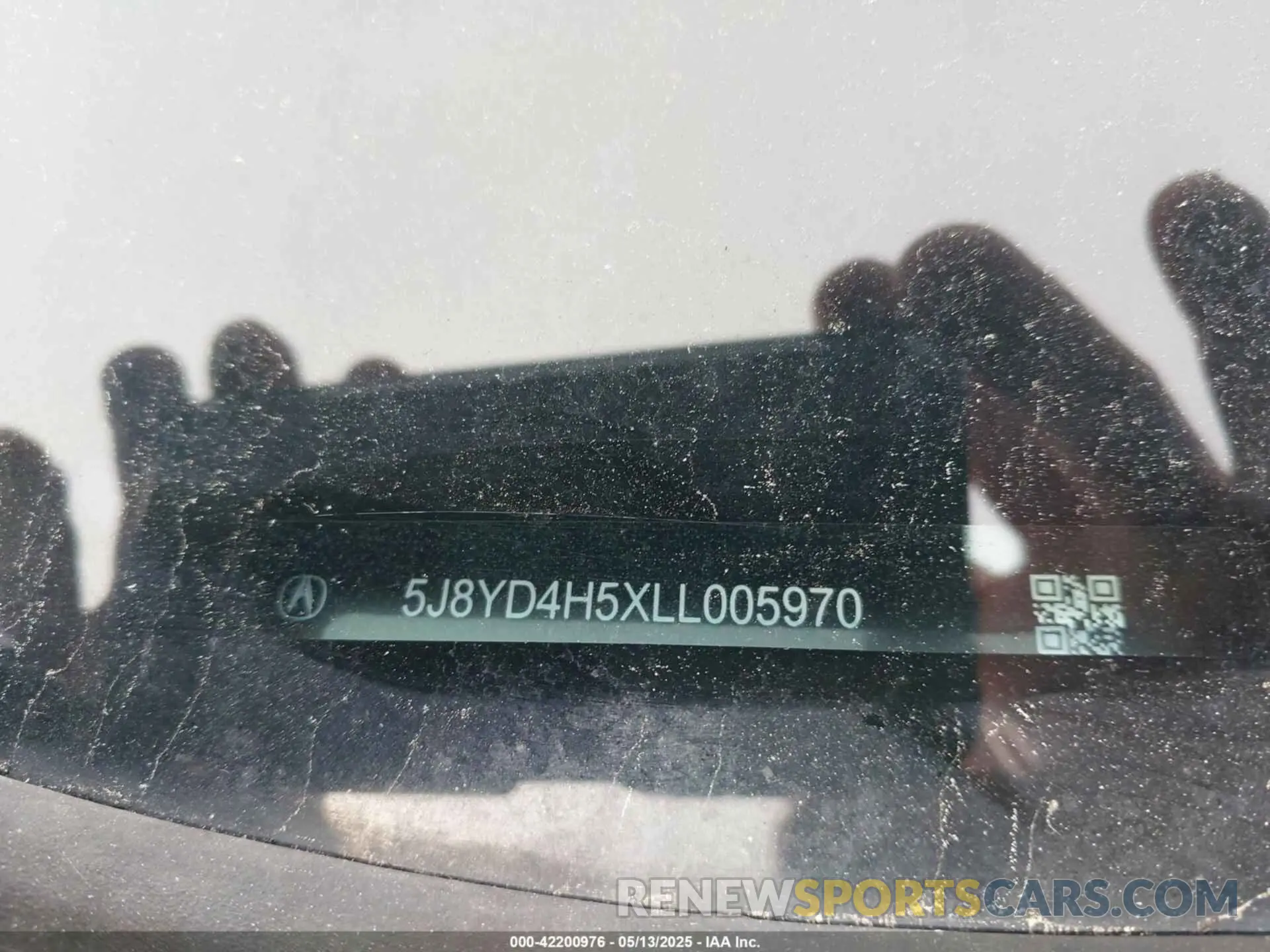 17 fotografías del automóvil dañado 5J8YD4H5XLL005970 ACURA MDX 2020