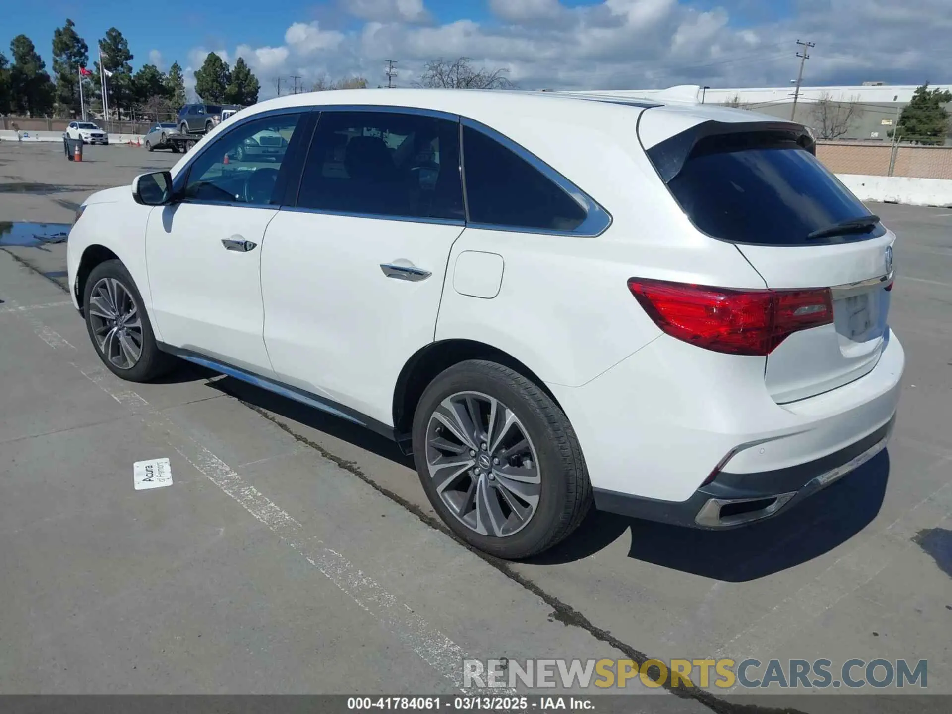 3 fotografías del automóvil dañado 5J8YD4H5XLL027919 ACURA MDX 2020
