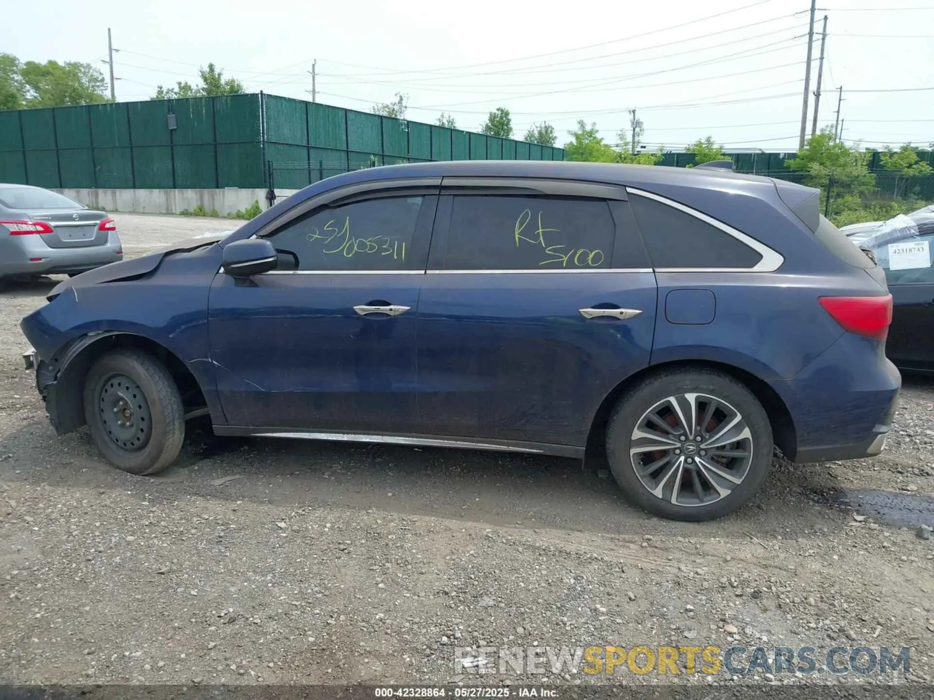 13 fotografías del automóvil dañado 5J8YD4H5XLL057051 ACURA MDX 2020