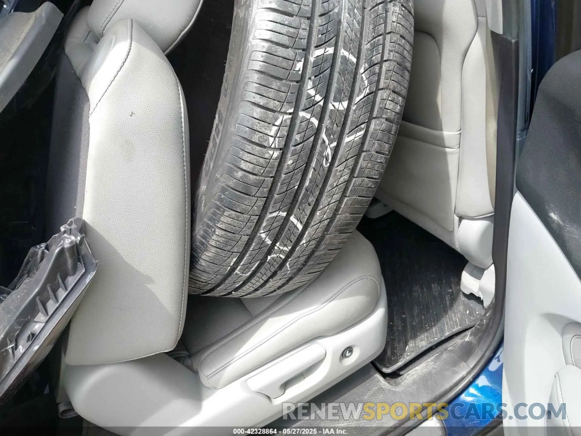 8 fotografías del automóvil dañado 5J8YD4H5XLL057051 ACURA MDX 2020