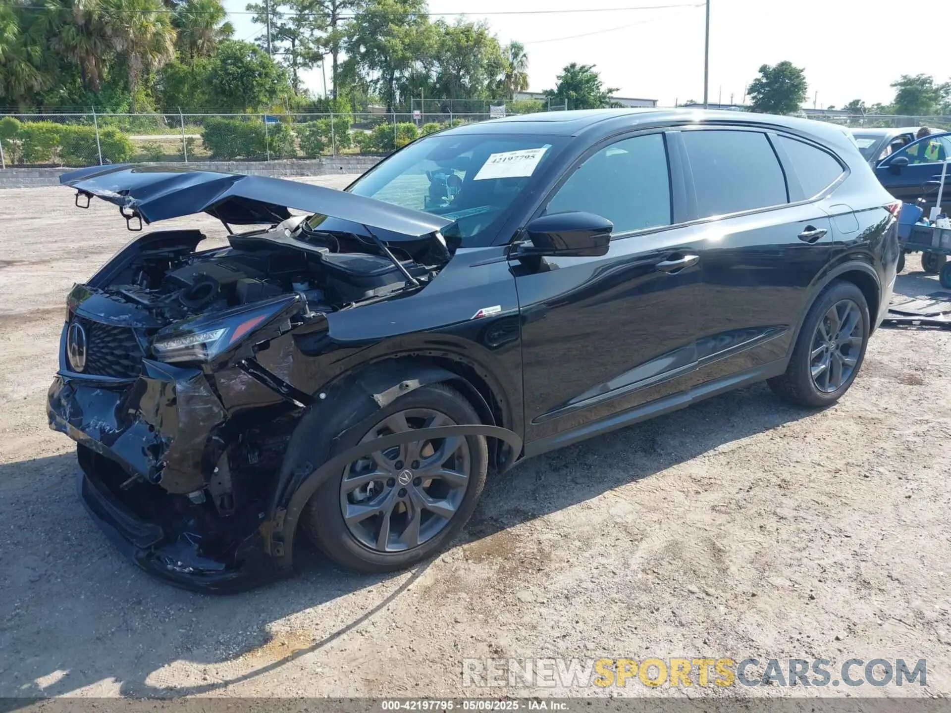 2 fotografías del automóvil dañado 5J8YE1H02NL044992 ACURA MDX 2022