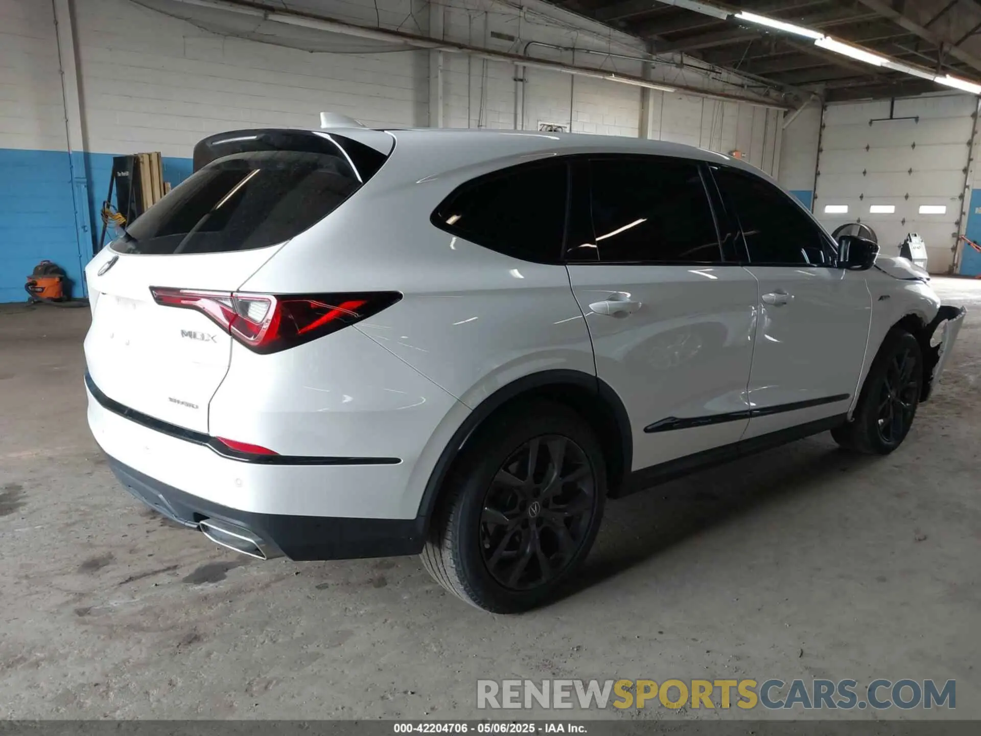 4 fotografías del automóvil dañado 5J8YE1H06NL038869 ACURA MDX 2022