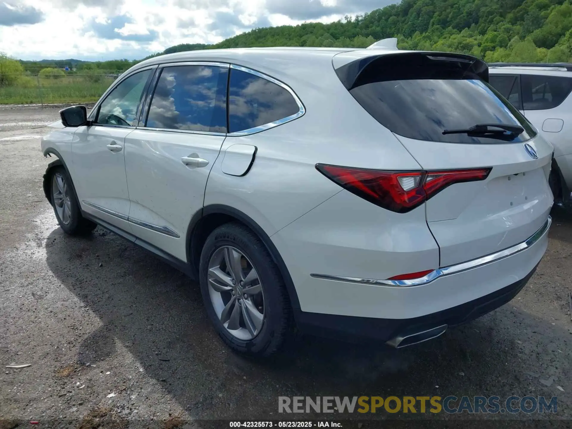 3 fotografías del automóvil dañado 5J8YE1H37NL015952 ACURA MDX 2022
