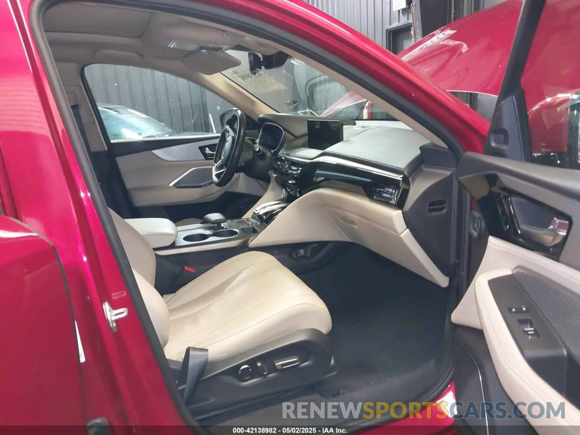 5 fotografías del automóvil dañado 5J8YE1H42NL039388 ACURA MDX 2022