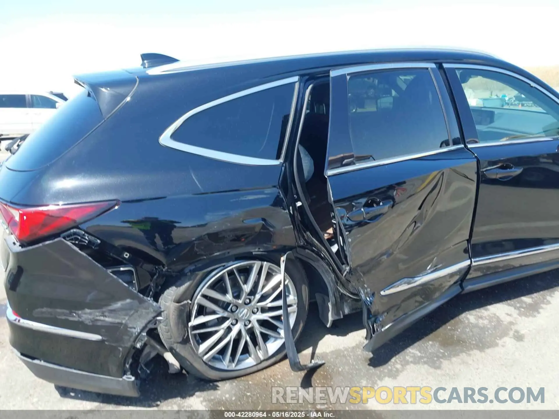 6 fotografías del automóvil dañado 5J8YE1H85NL008834 ACURA MDX 2022