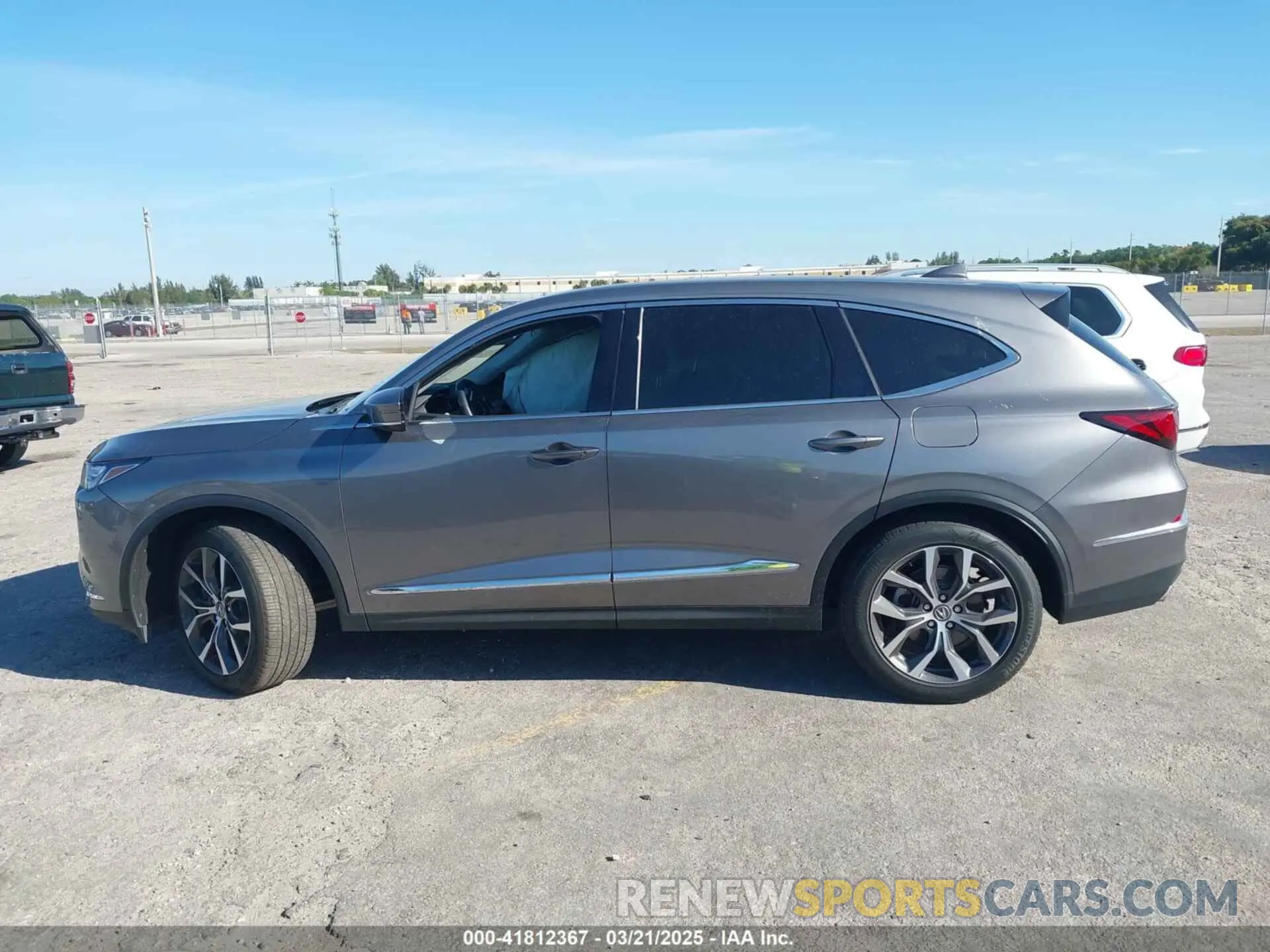 14 fotografías del automóvil dañado 5J8YD9H45PL006079 ACURA MDX 2023