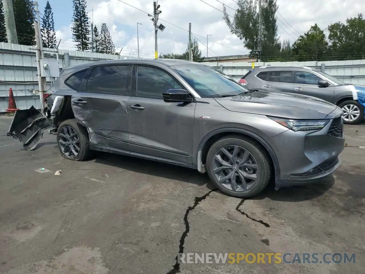 4 fotografías del automóvil dañado 5J8YE1H02PL040024 ACURA MDX 2023