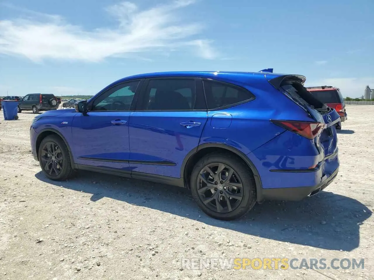 2 fotografías del automóvil dañado 5J8YE1H06PL023338 ACURA MDX 2023