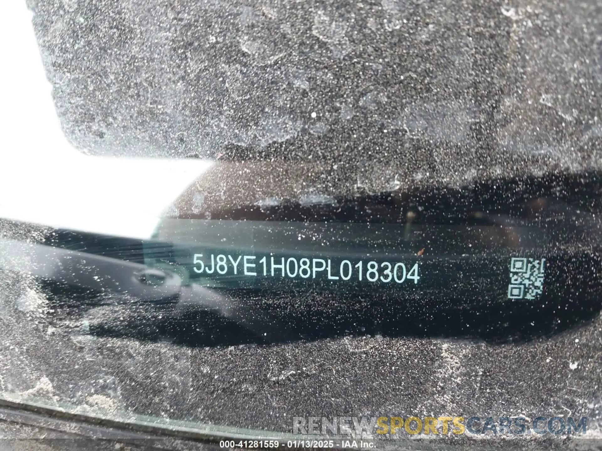 17 fotografías del automóvil dañado 5J8YE1H08PL018304 ACURA MDX 2023