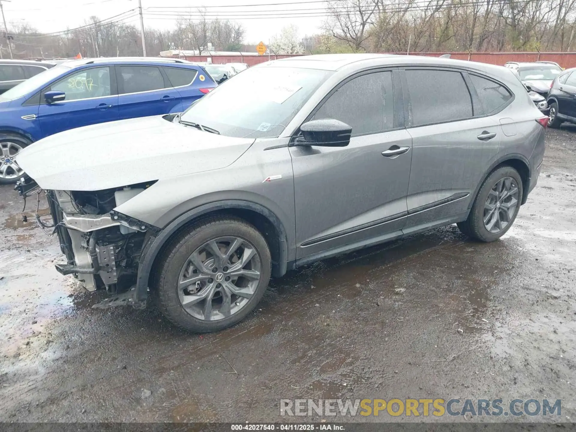 2 fotografías del automóvil dañado 5J8YE1H09PL005948 ACURA MDX 2023
