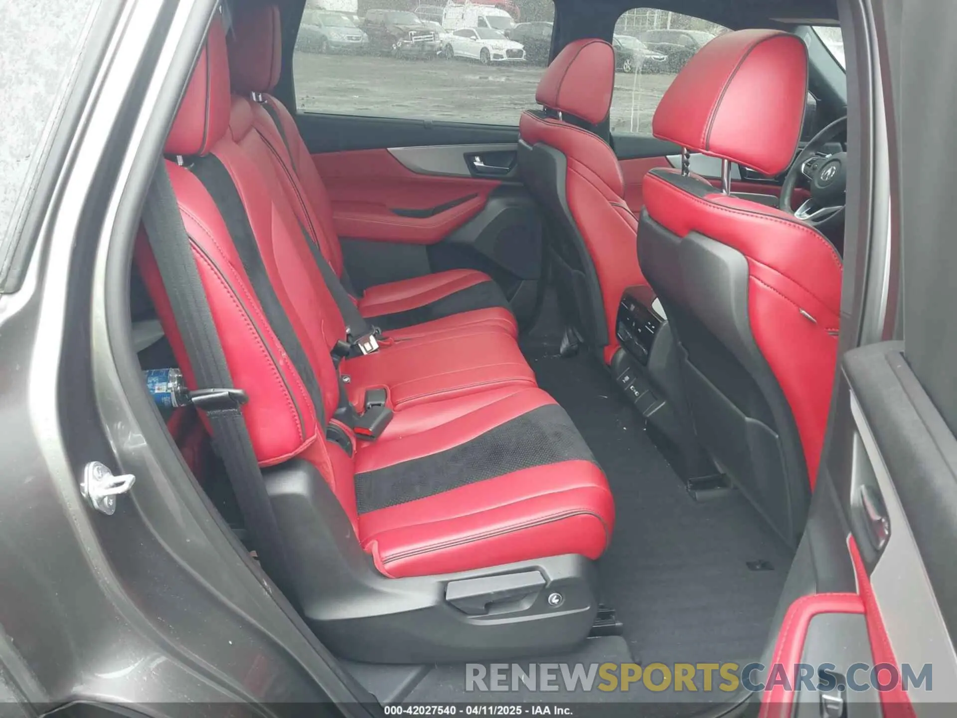 8 fotografías del automóvil dañado 5J8YE1H09PL005948 ACURA MDX 2023