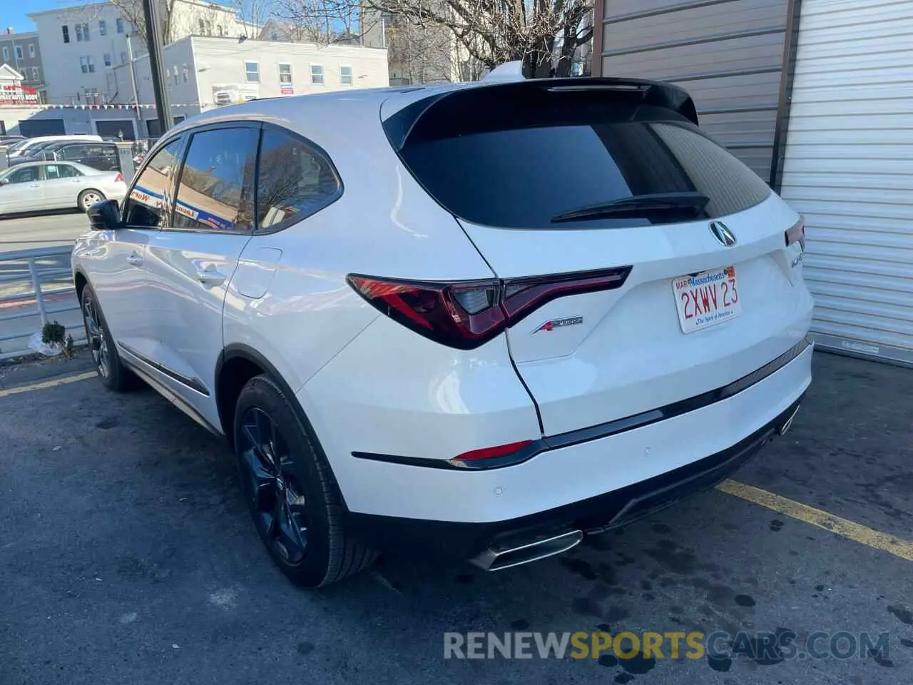 3 fotografías del automóvil dañado 5J8YE1H0XPL037551 ACURA MDX 2023