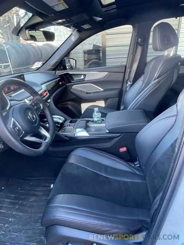 5 fotografías del automóvil dañado 5J8YE1H0XPL037551 ACURA MDX 2023
