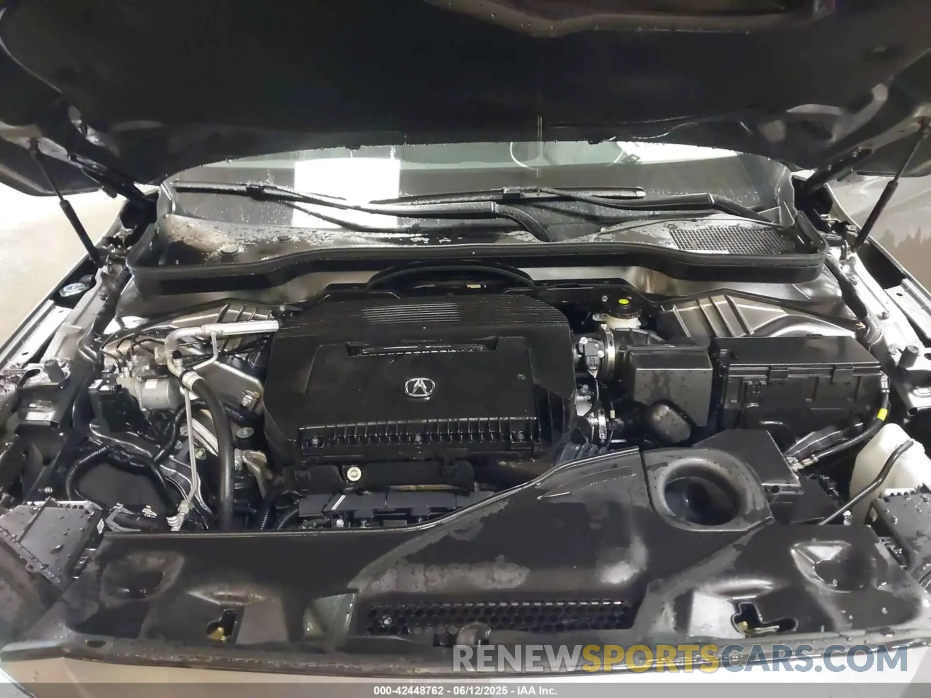 10 fotografías del automóvil dañado 5J8YE1H0XPL043110 ACURA MDX 2023
