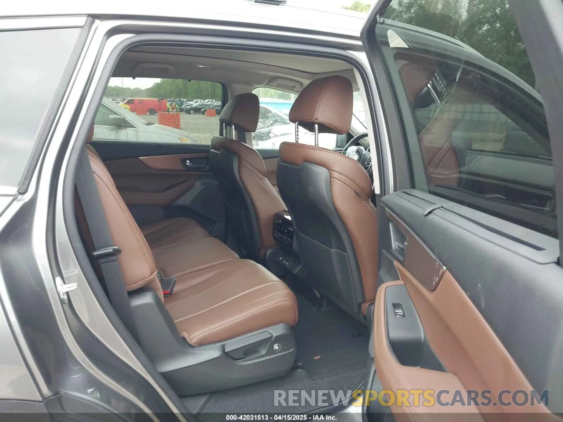 8 fotografías del automóvil dañado 5J8YE1H46PL039316 ACURA MDX 2023