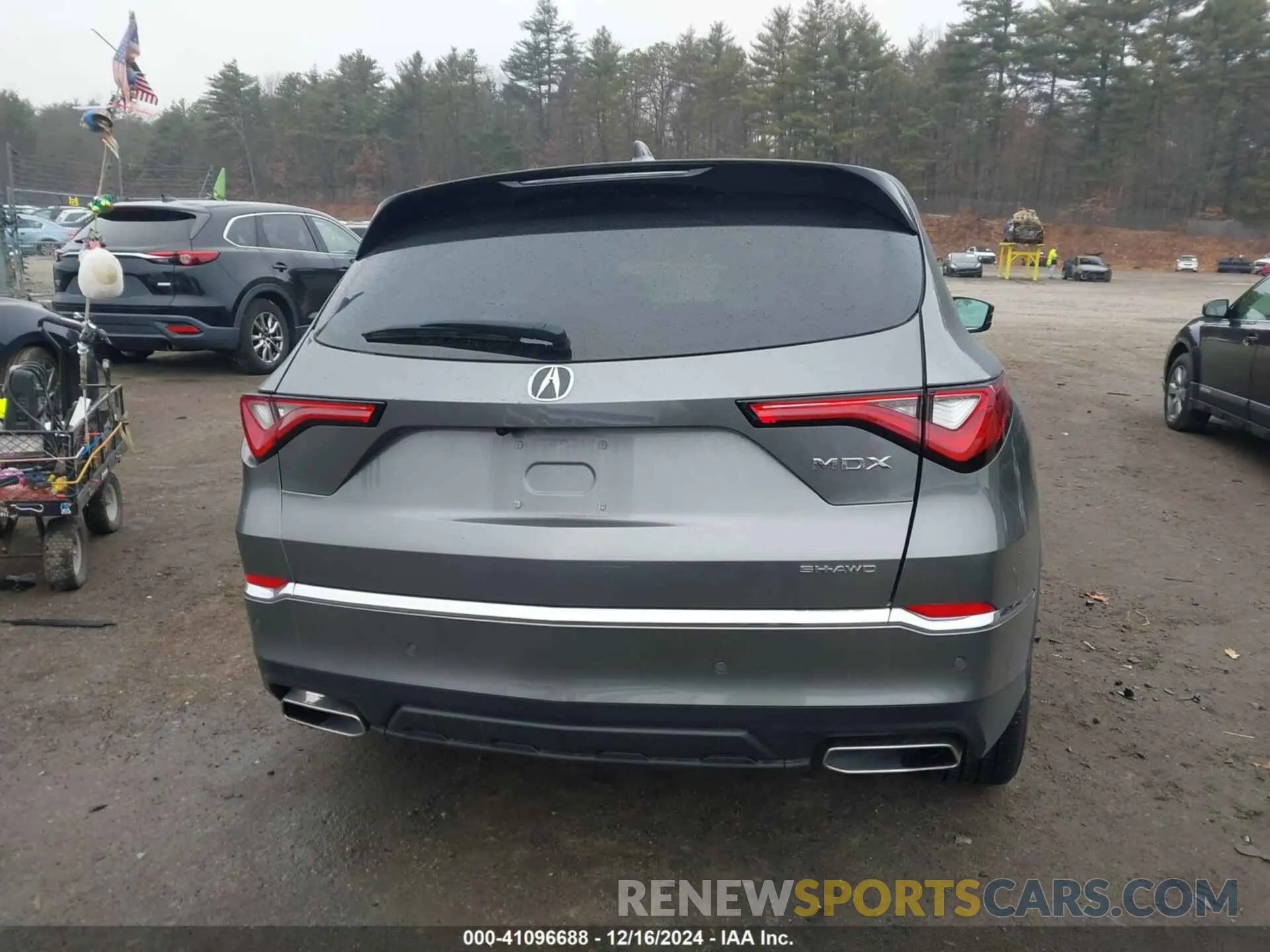 17 fotografías del automóvil dañado 5J8YE1H49PL006732 ACURA MDX 2023