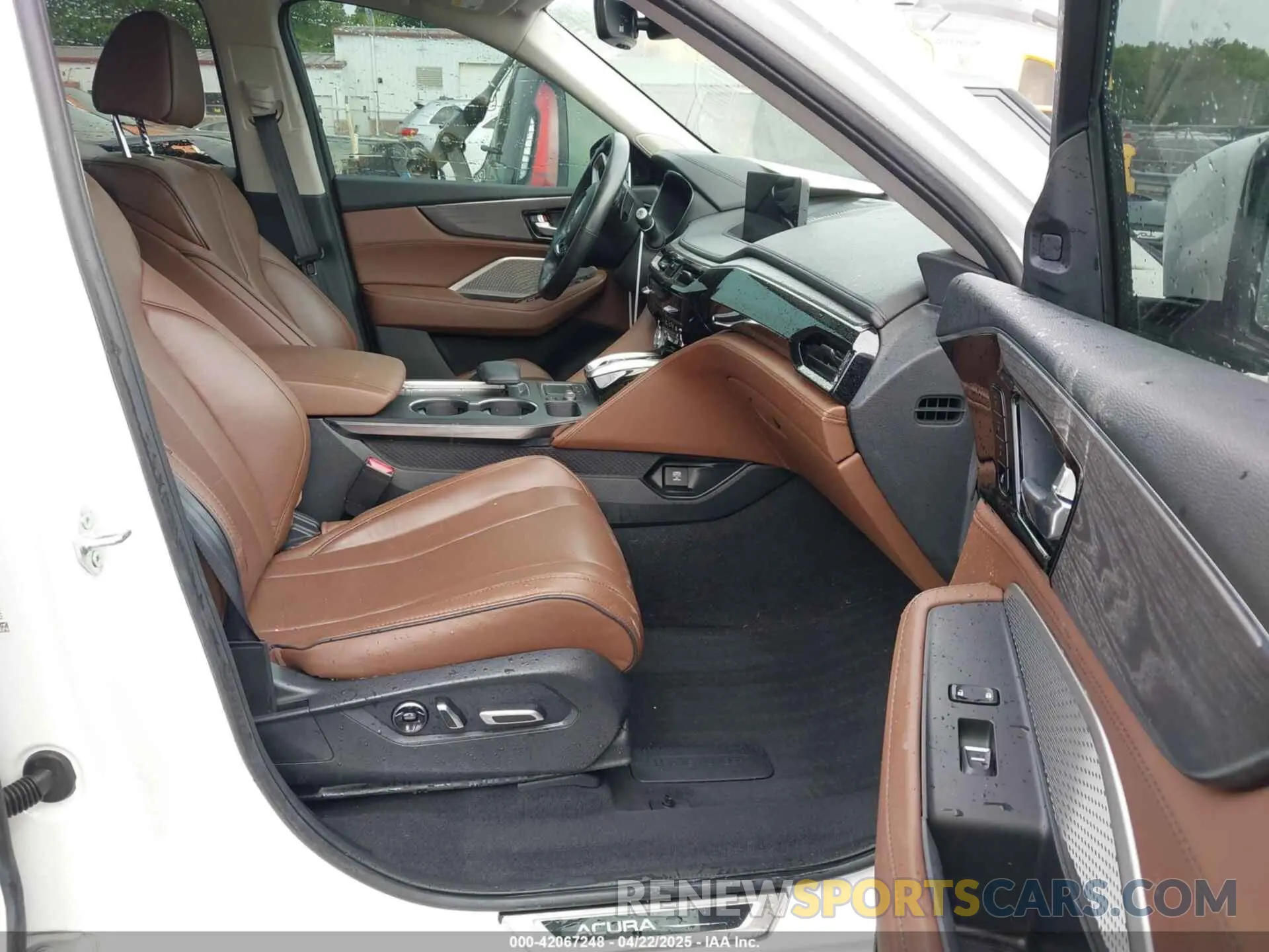 5 fotografías del automóvil dañado 5J8YE1H80PL006427 ACURA MDX 2023