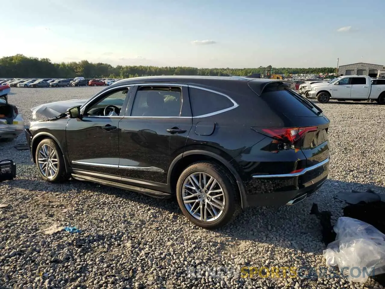 2 fotografías del automóvil dañado 5J8YE1H81PL036472 ACURA MDX 2023