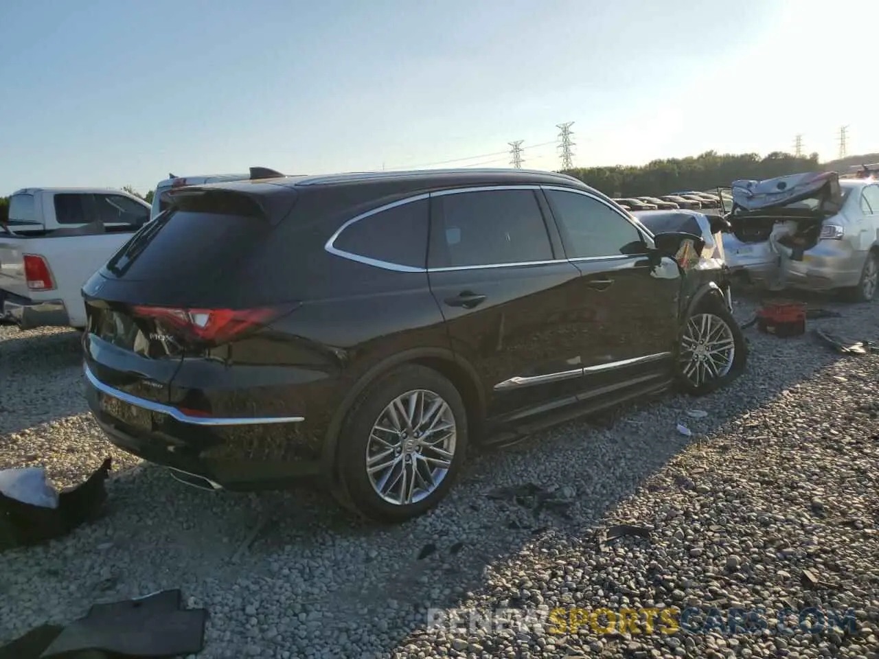 3 fotografías del automóvil dañado 5J8YE1H81PL036472 ACURA MDX 2023