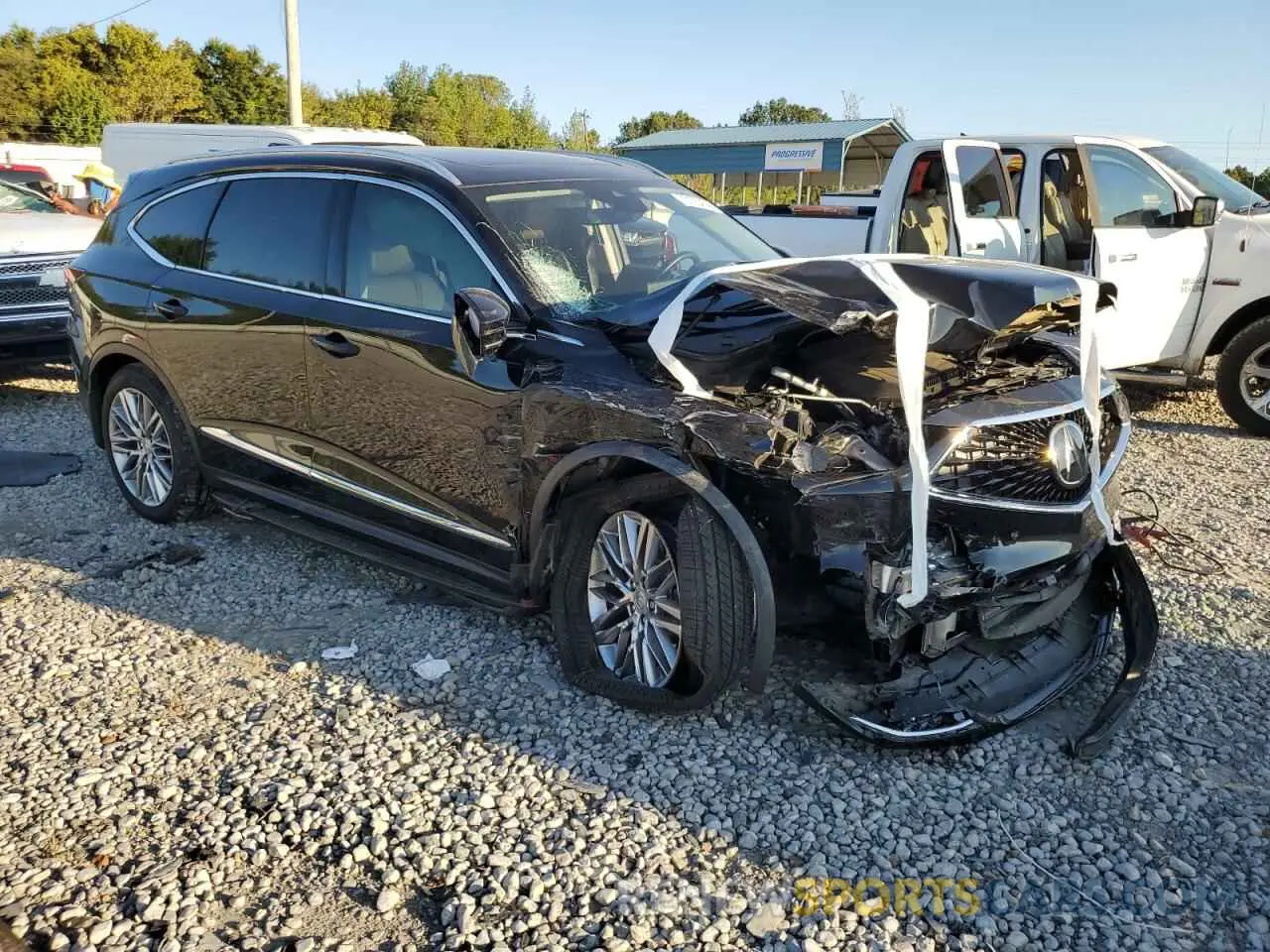 4 fotografías del automóvil dañado 5J8YE1H81PL036472 ACURA MDX 2023