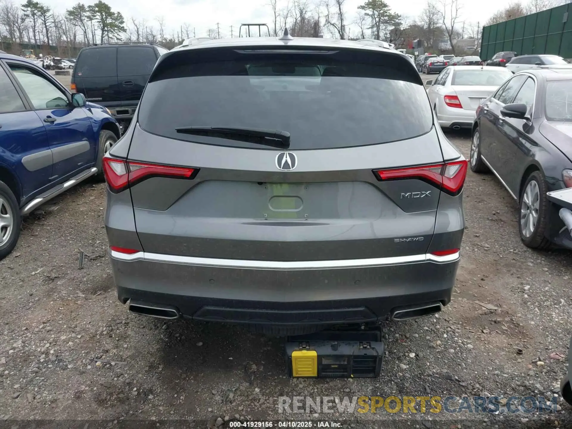 16 fotografías del automóvil dañado 5J8YE1H84PL028270 ACURA MDX 2023