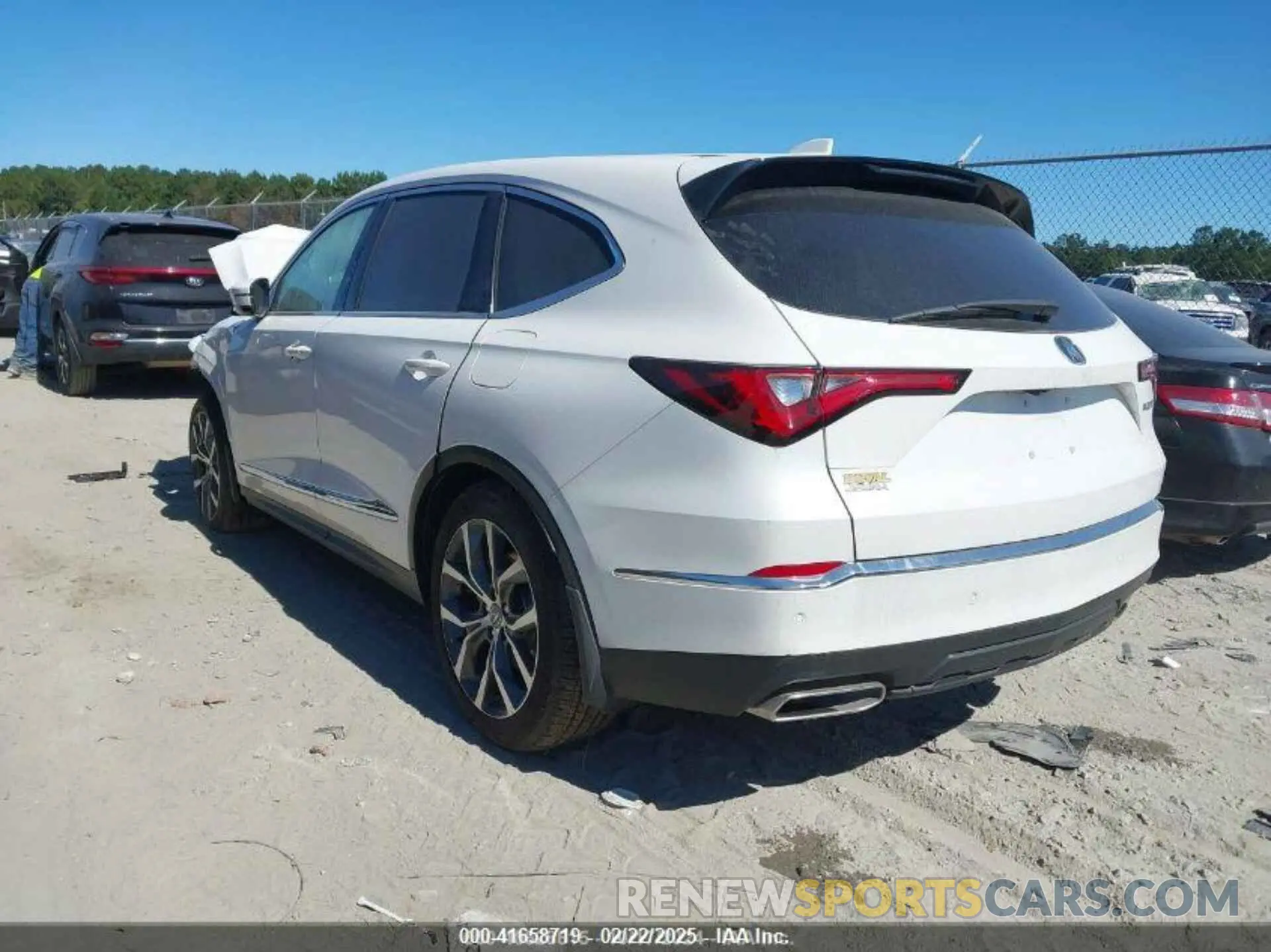 3 fotografías del automóvil dañado 5J8YD9H40RL001942 ACURA MDX 2024