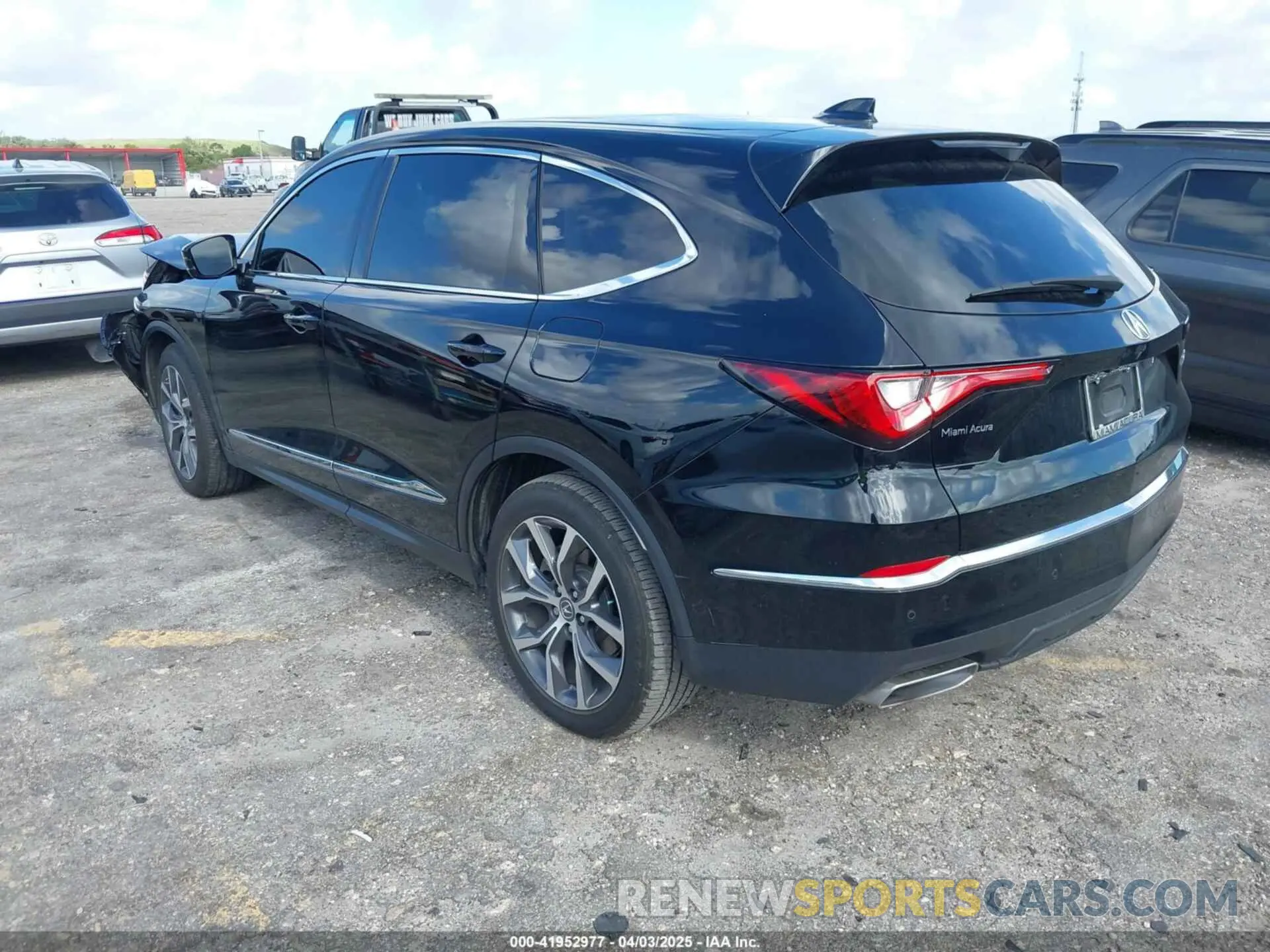 3 fotografías del automóvil dañado 5J8YD9H42RL002395 ACURA MDX 2024