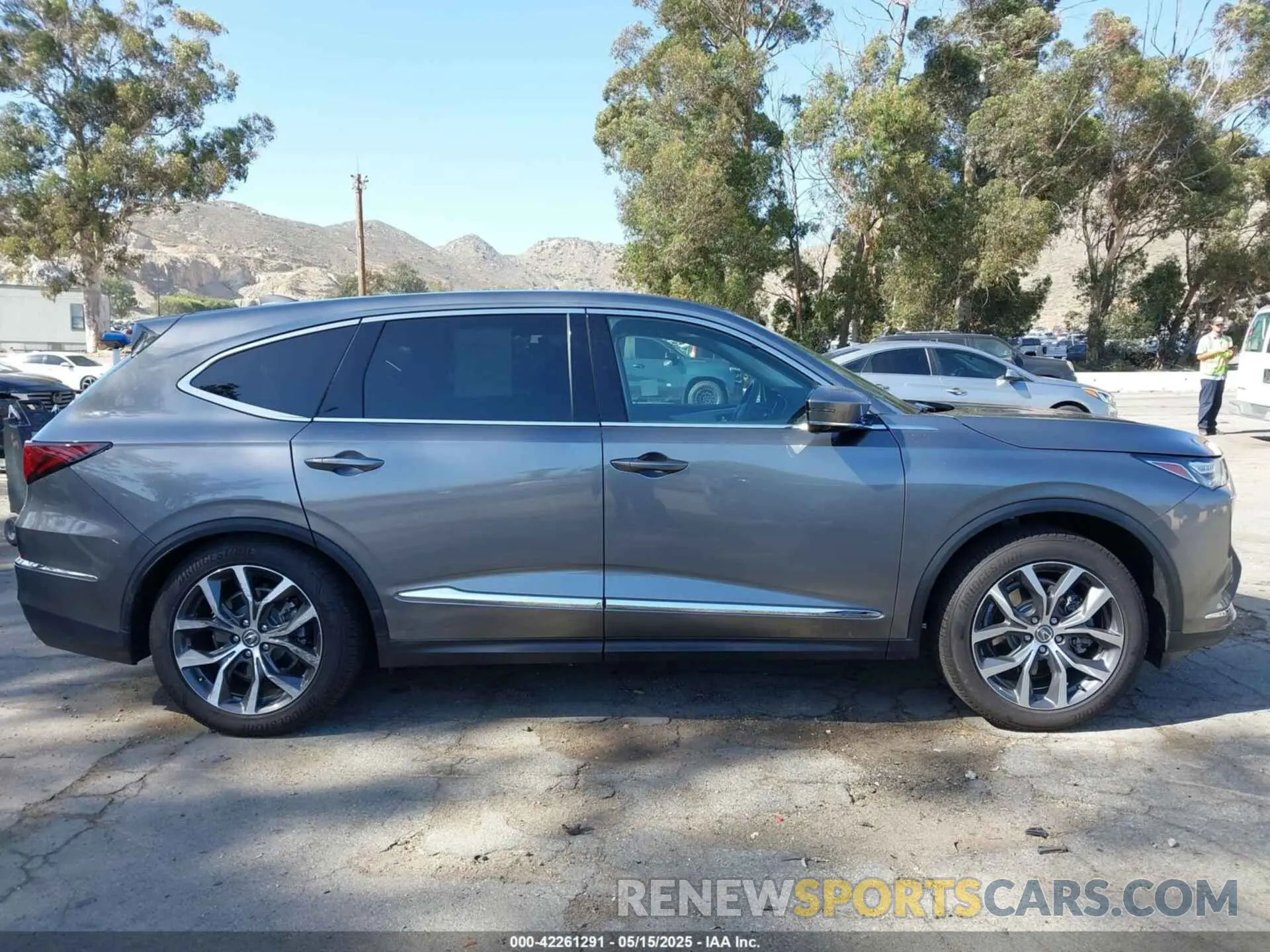 13 fotografías del automóvil dañado 5J8YD9H42RL005765 ACURA MDX 2024