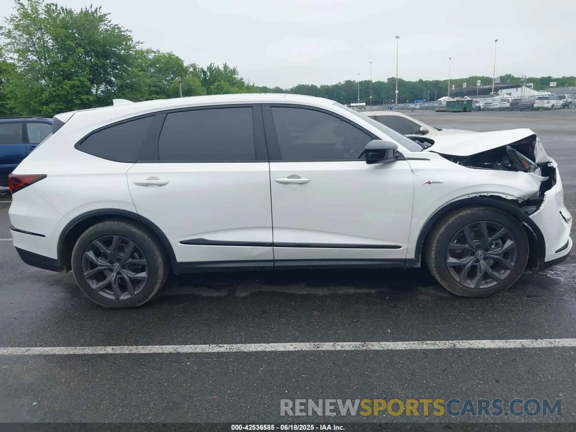 13 fotografías del automóvil dañado 5J8YE1H01RL005025 ACURA MDX 2024