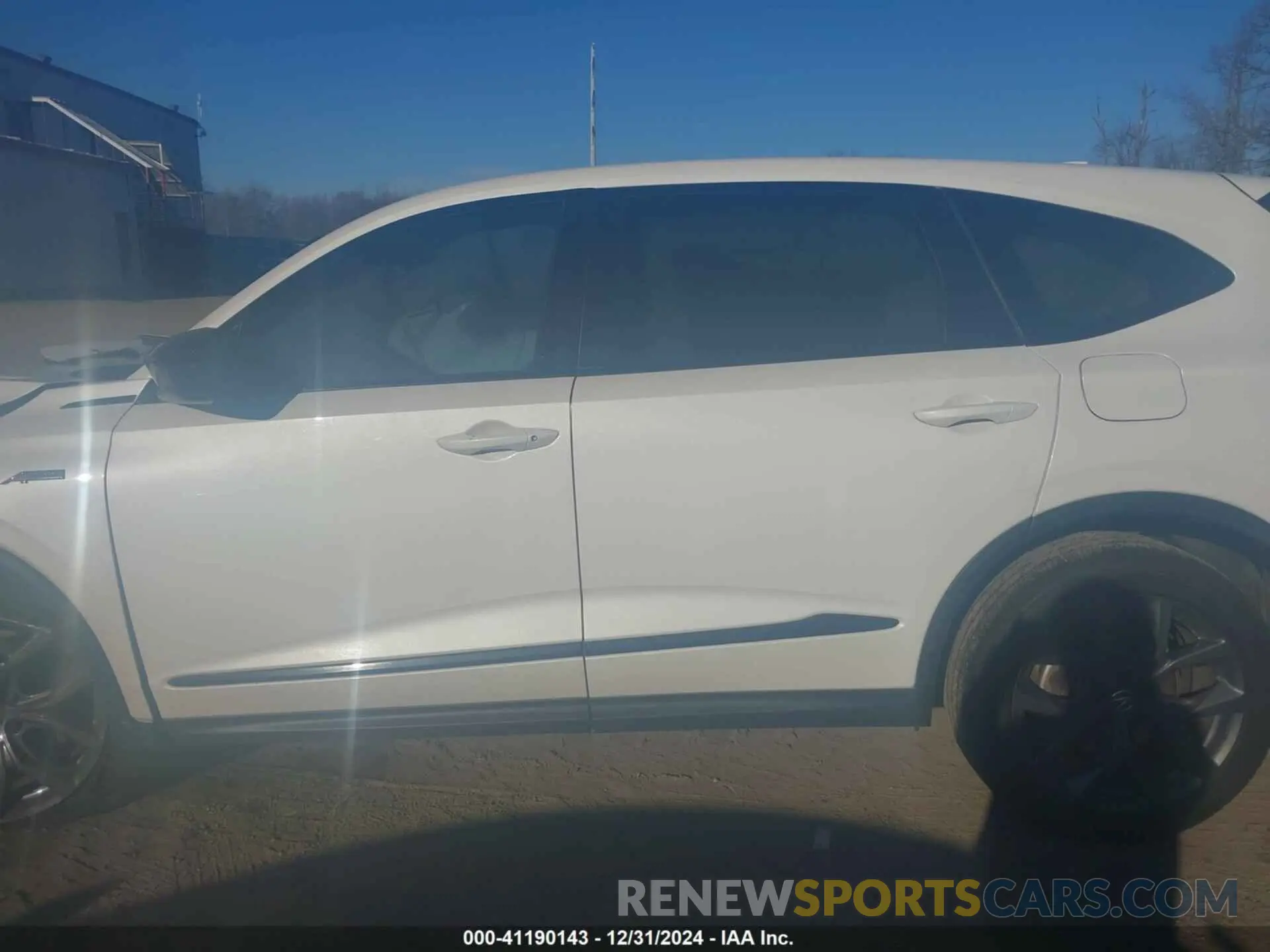 14 fotografías del automóvil dañado 5J8YE1H01RL009432 ACURA MDX 2024