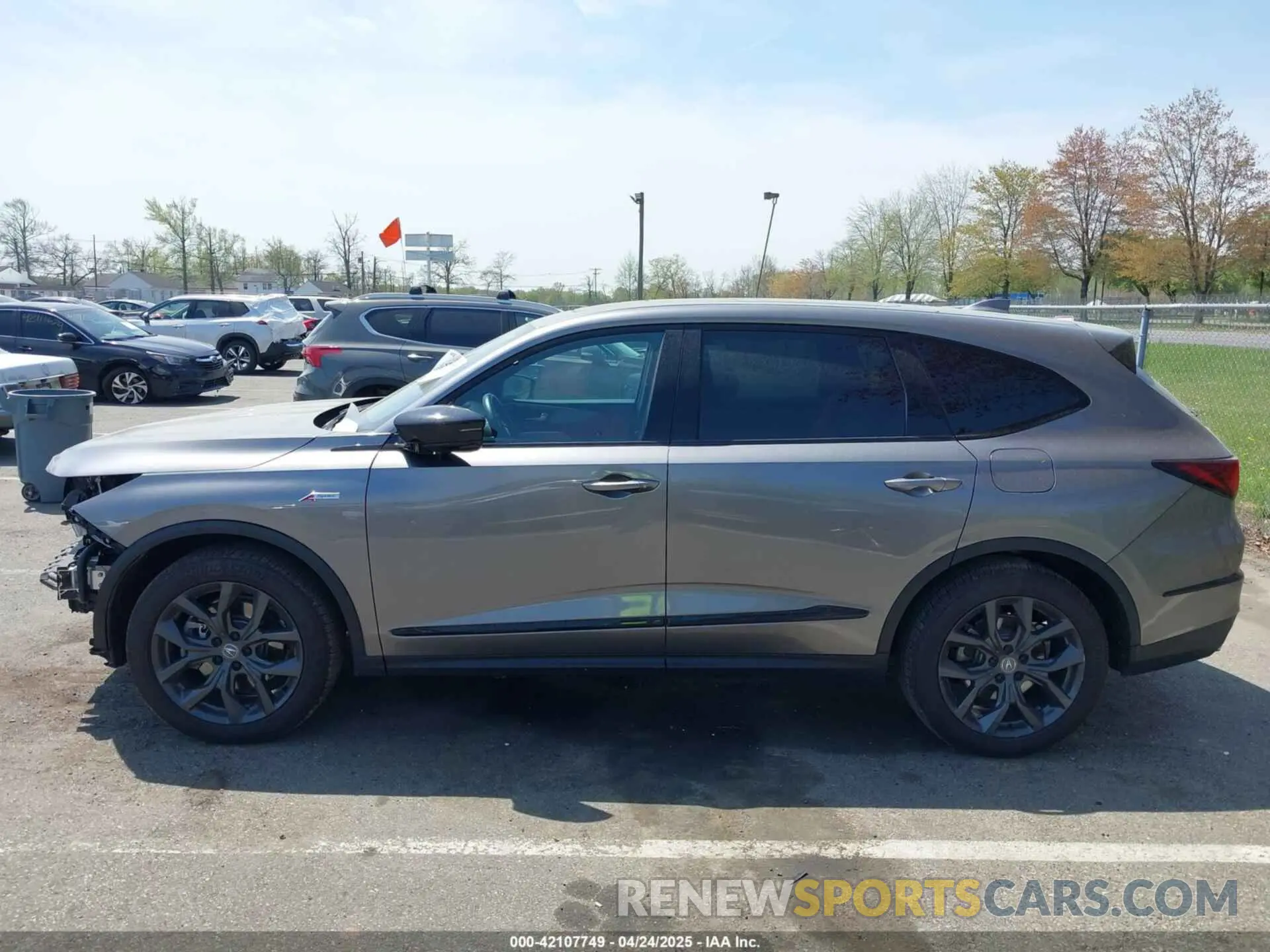 13 fotografías del automóvil dañado 5J8YE1H03RL020657 ACURA MDX 2024