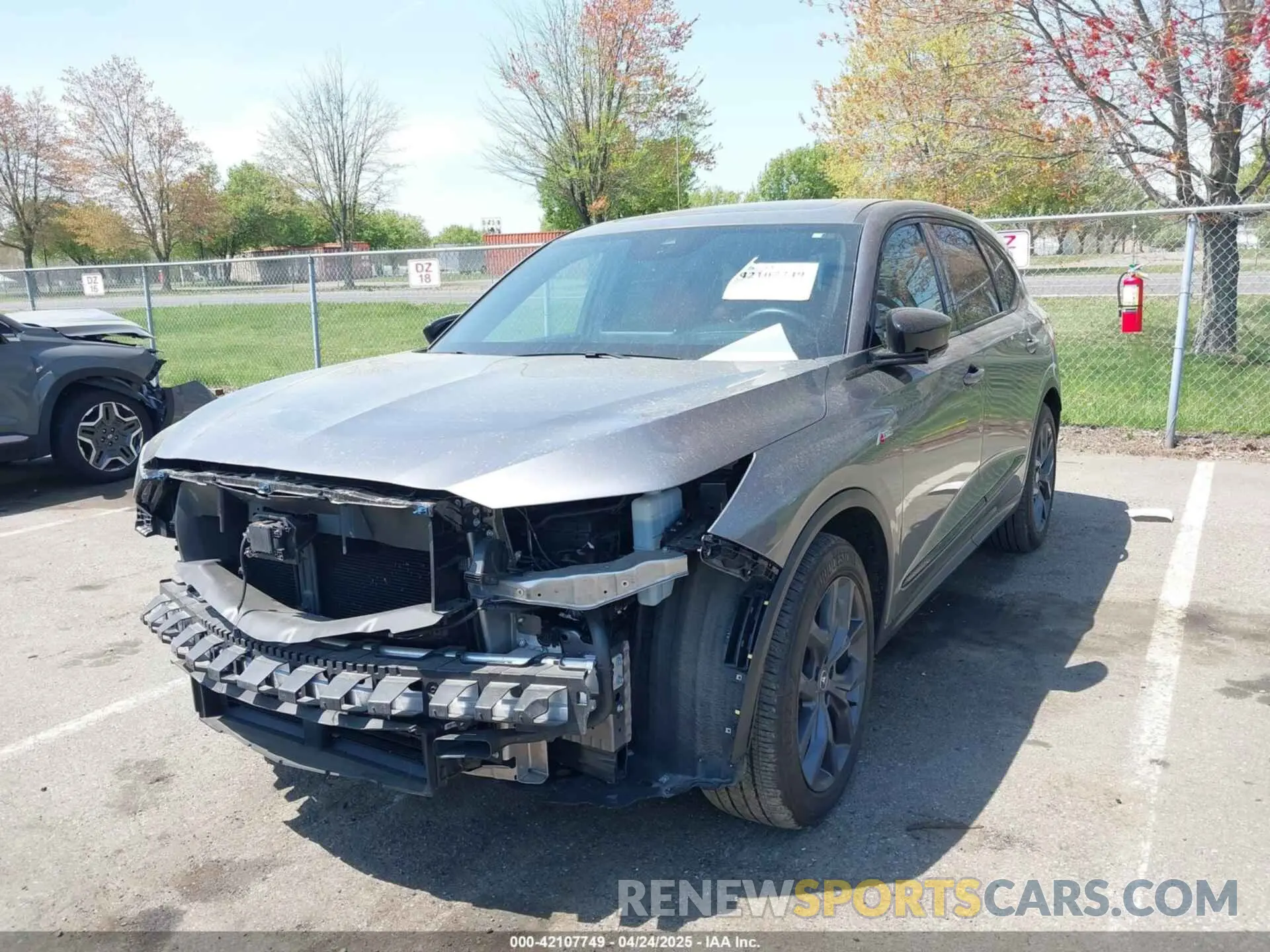 2 fotografías del automóvil dañado 5J8YE1H03RL020657 ACURA MDX 2024