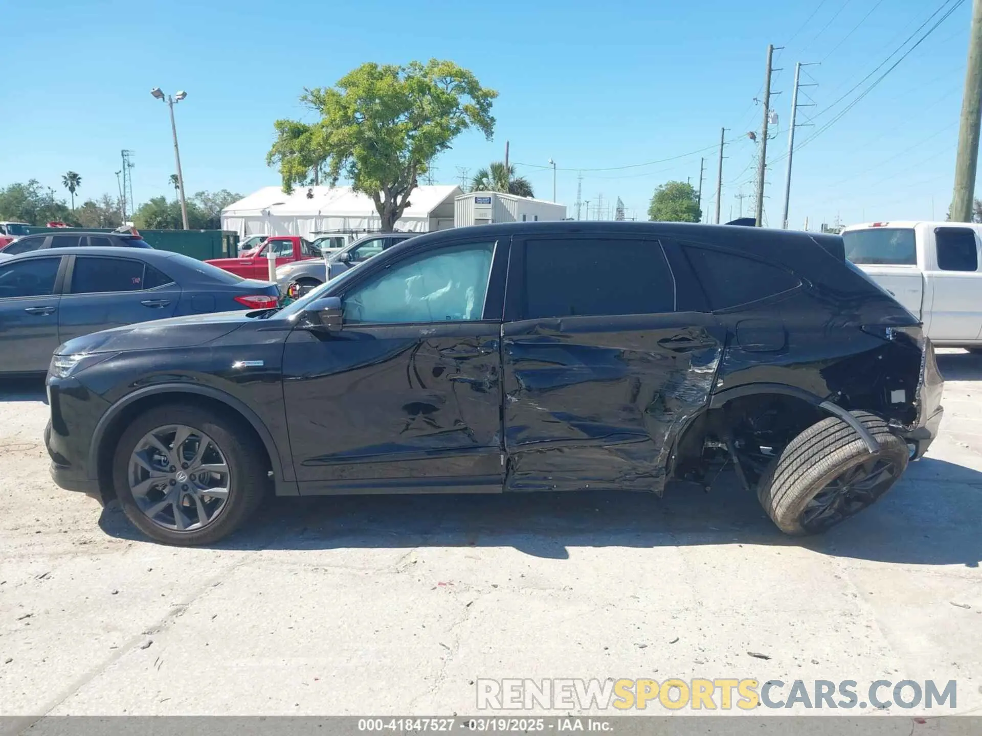 14 fotografías del automóvil dañado 5J8YE1H06RL023004 ACURA MDX 2024