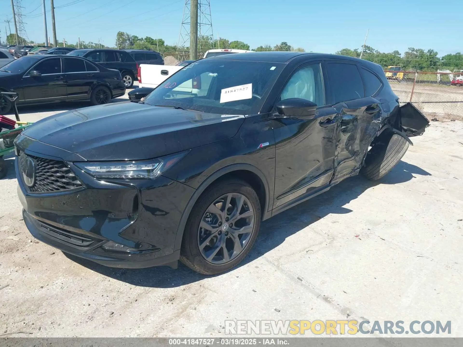 2 fotografías del automóvil dañado 5J8YE1H06RL023004 ACURA MDX 2024