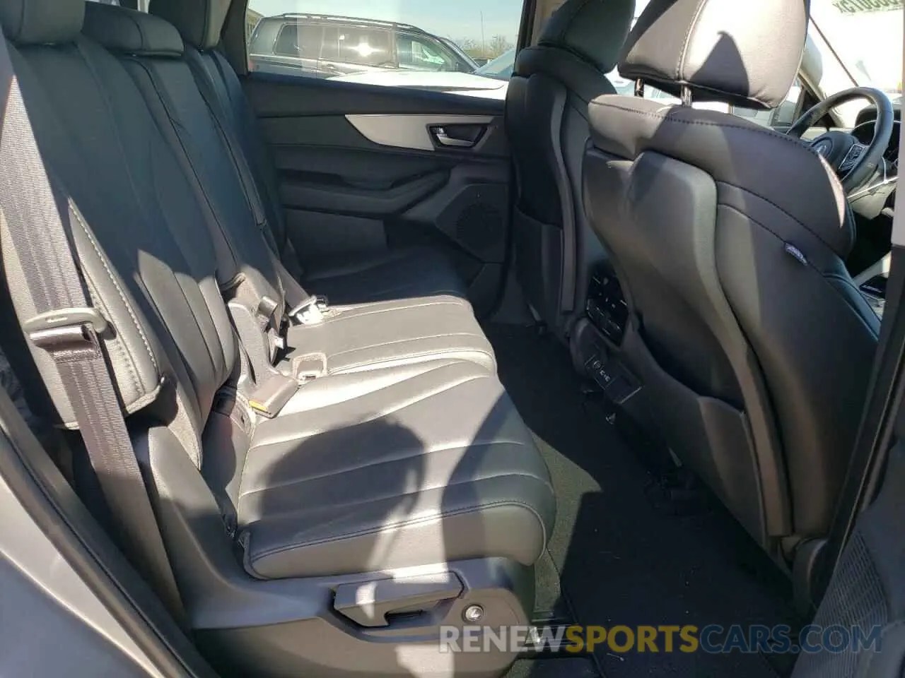 11 fotografías del automóvil dañado 5J8YE1H3XRL026594 ACURA MDX 2024